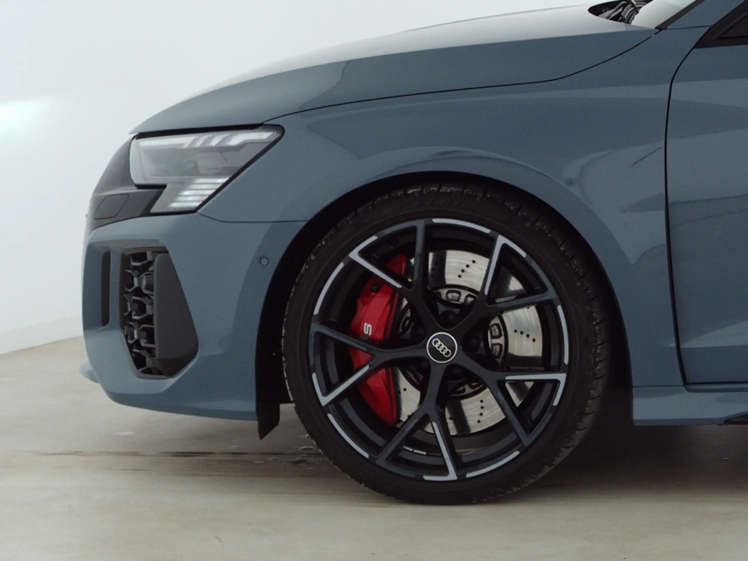 Audi - RS3