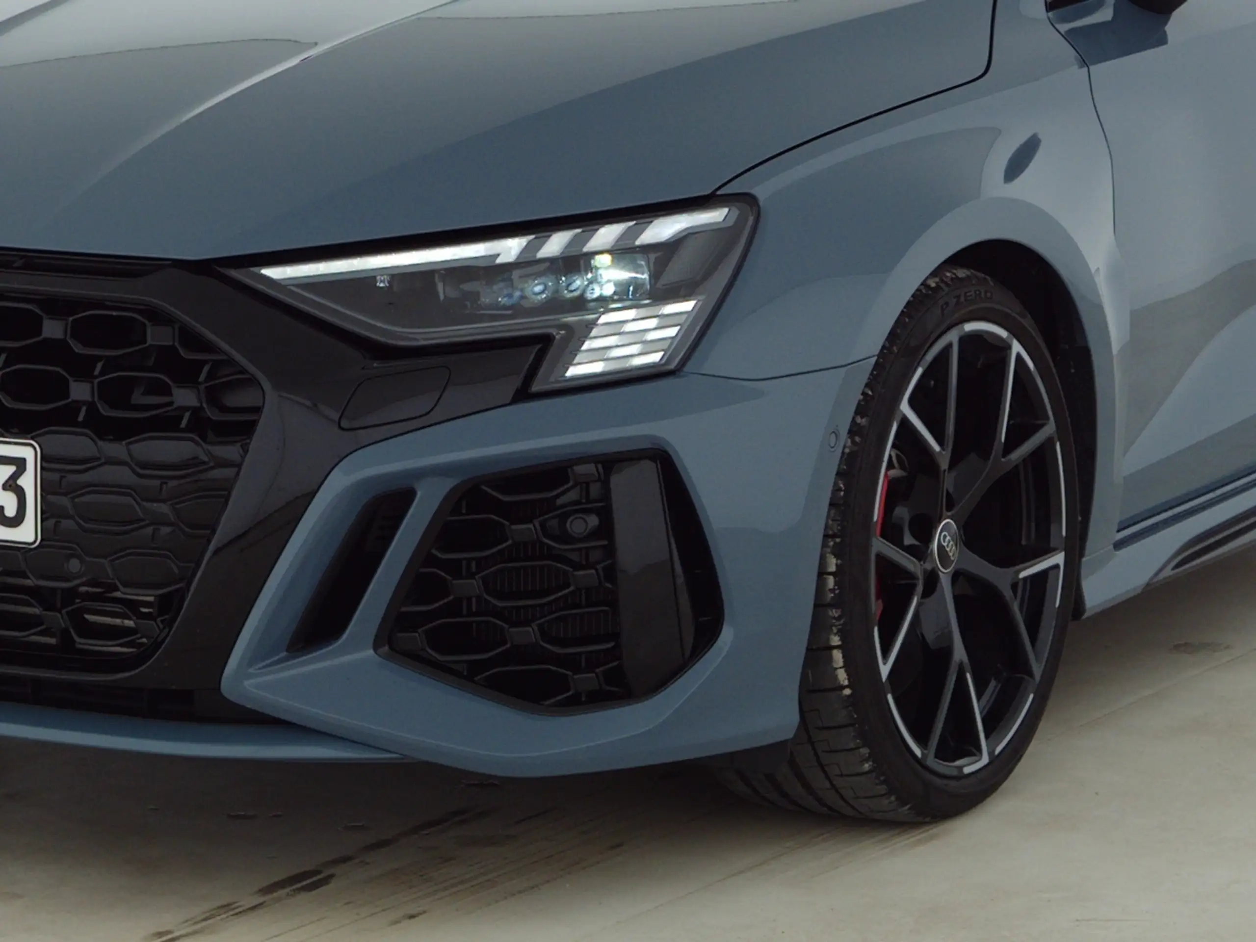 Audi - RS3