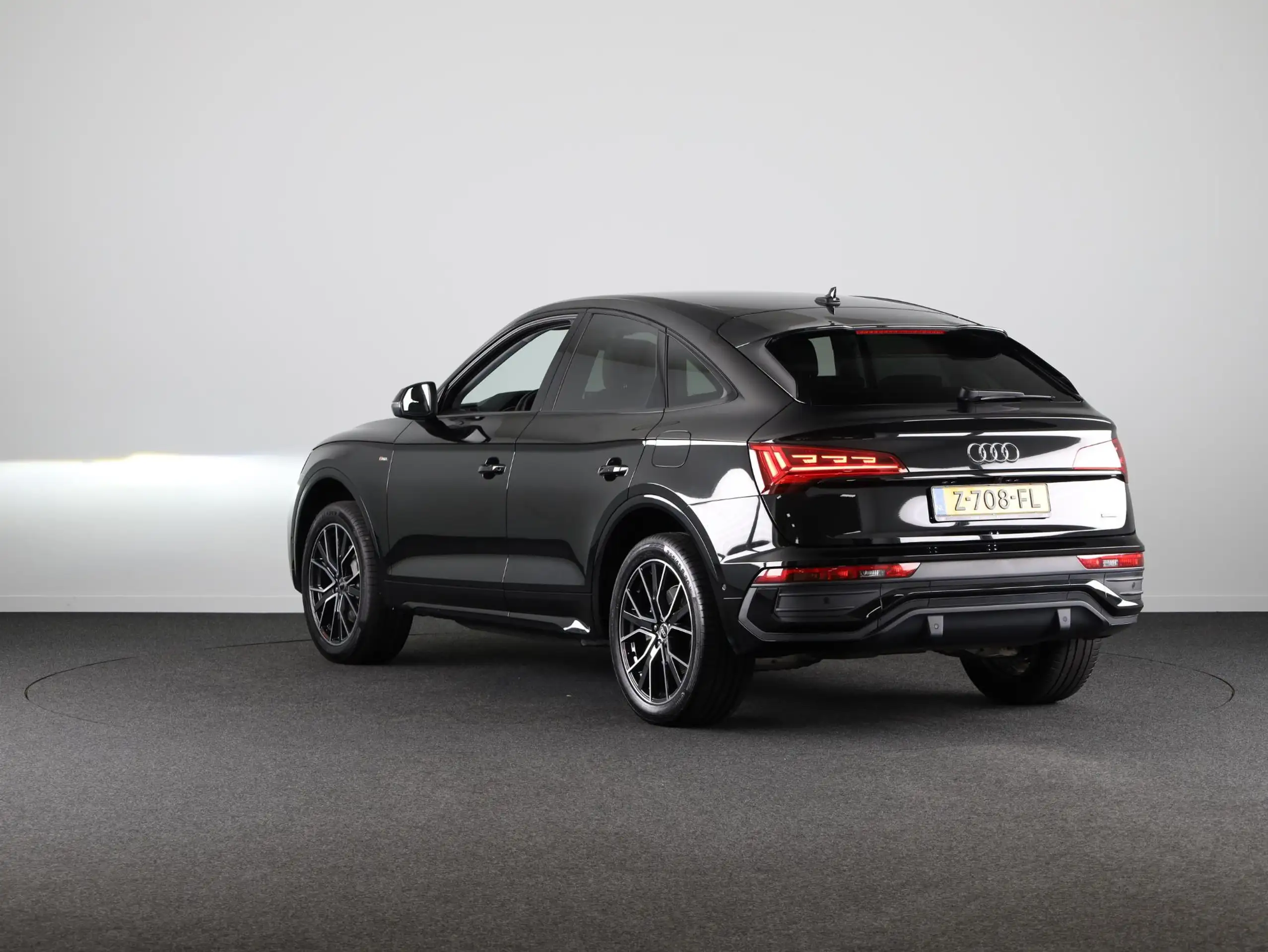 Audi - Q5