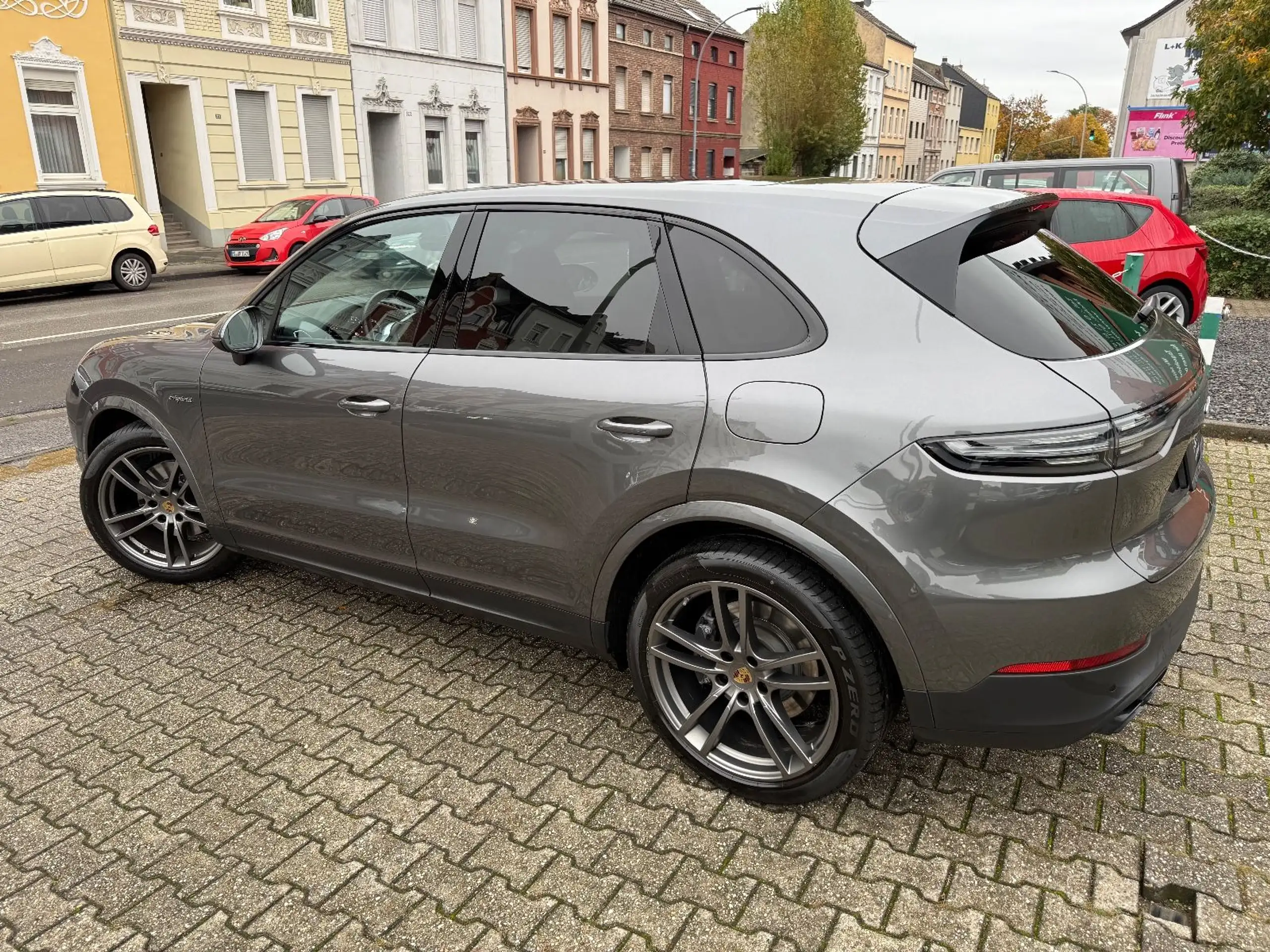 Porsche - Cayenne