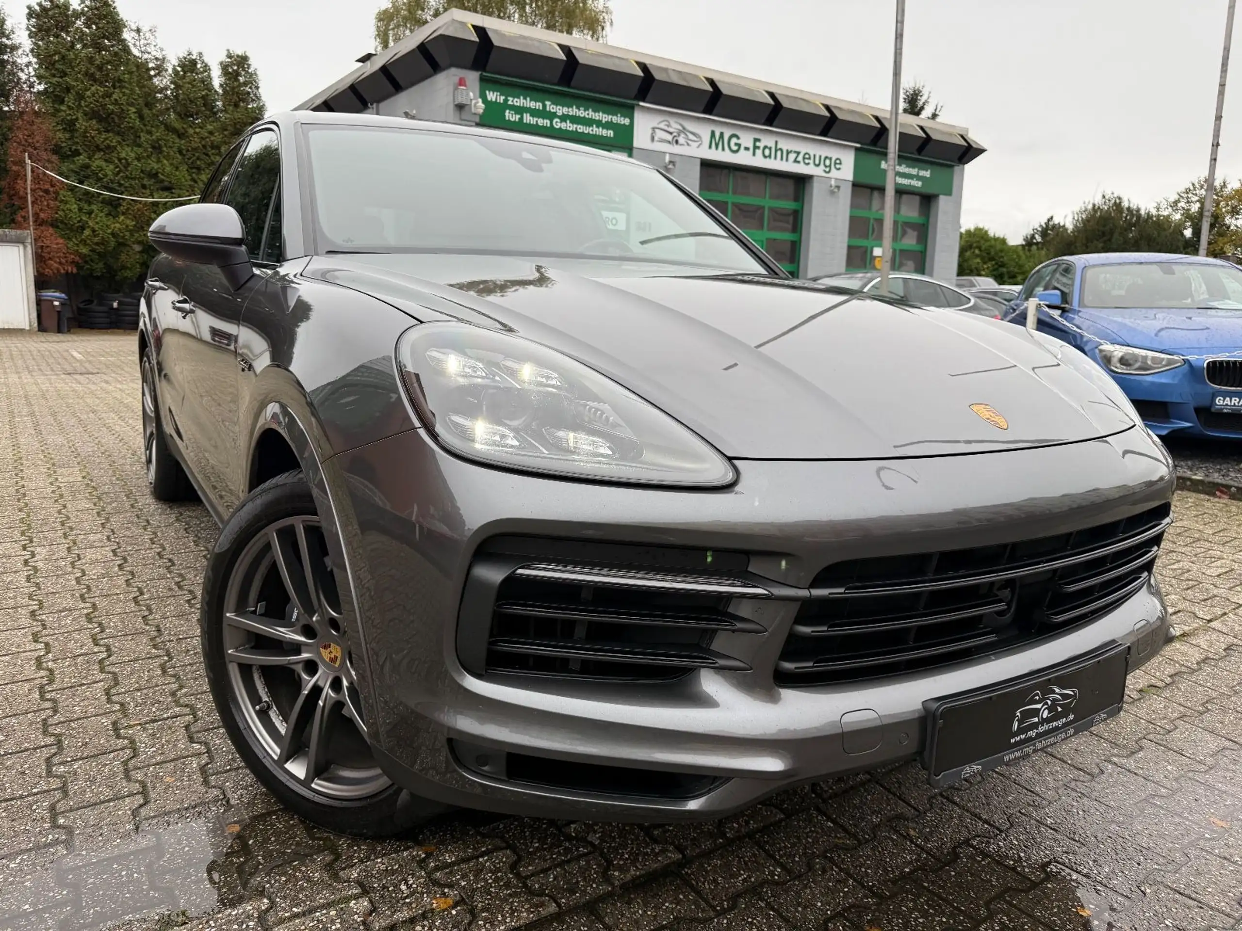 Porsche - Cayenne