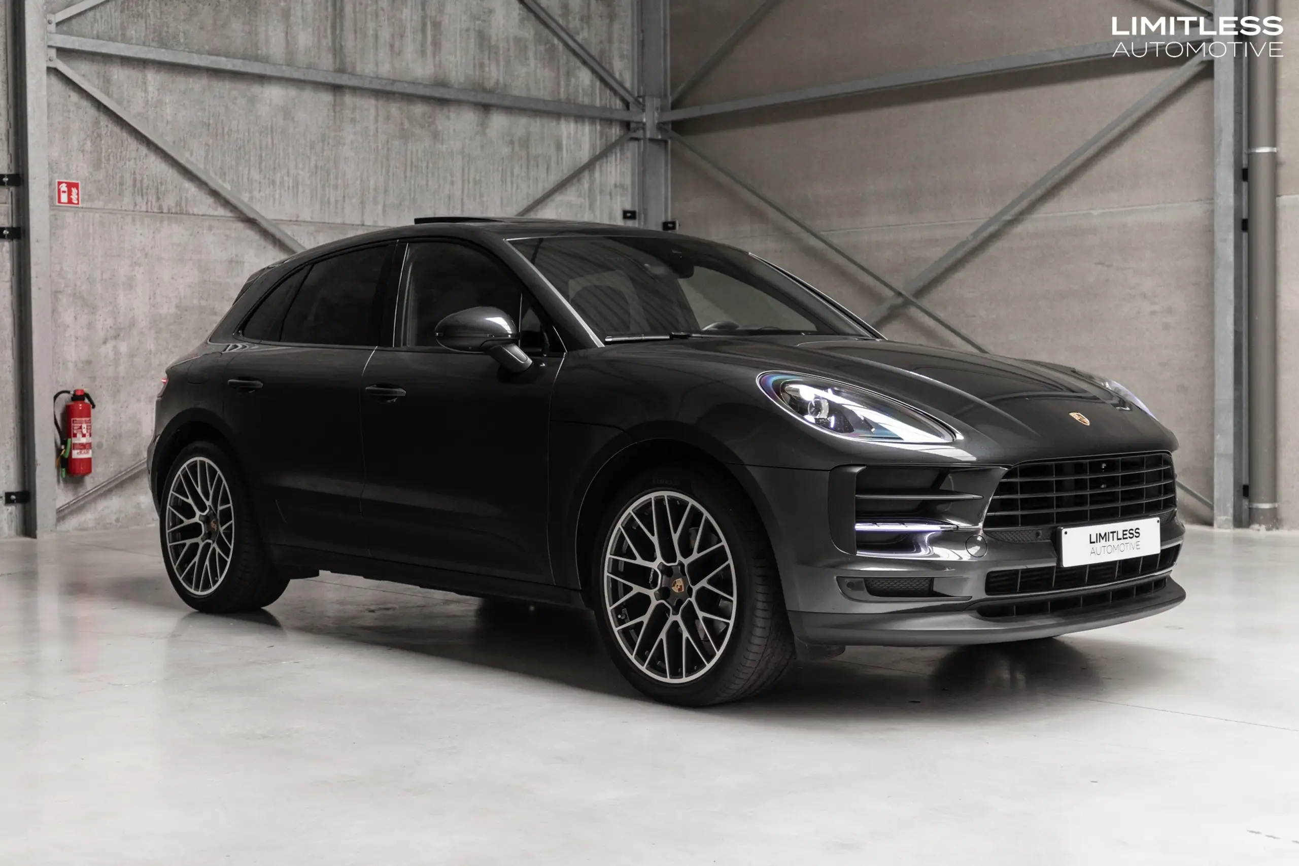 Porsche - Macan