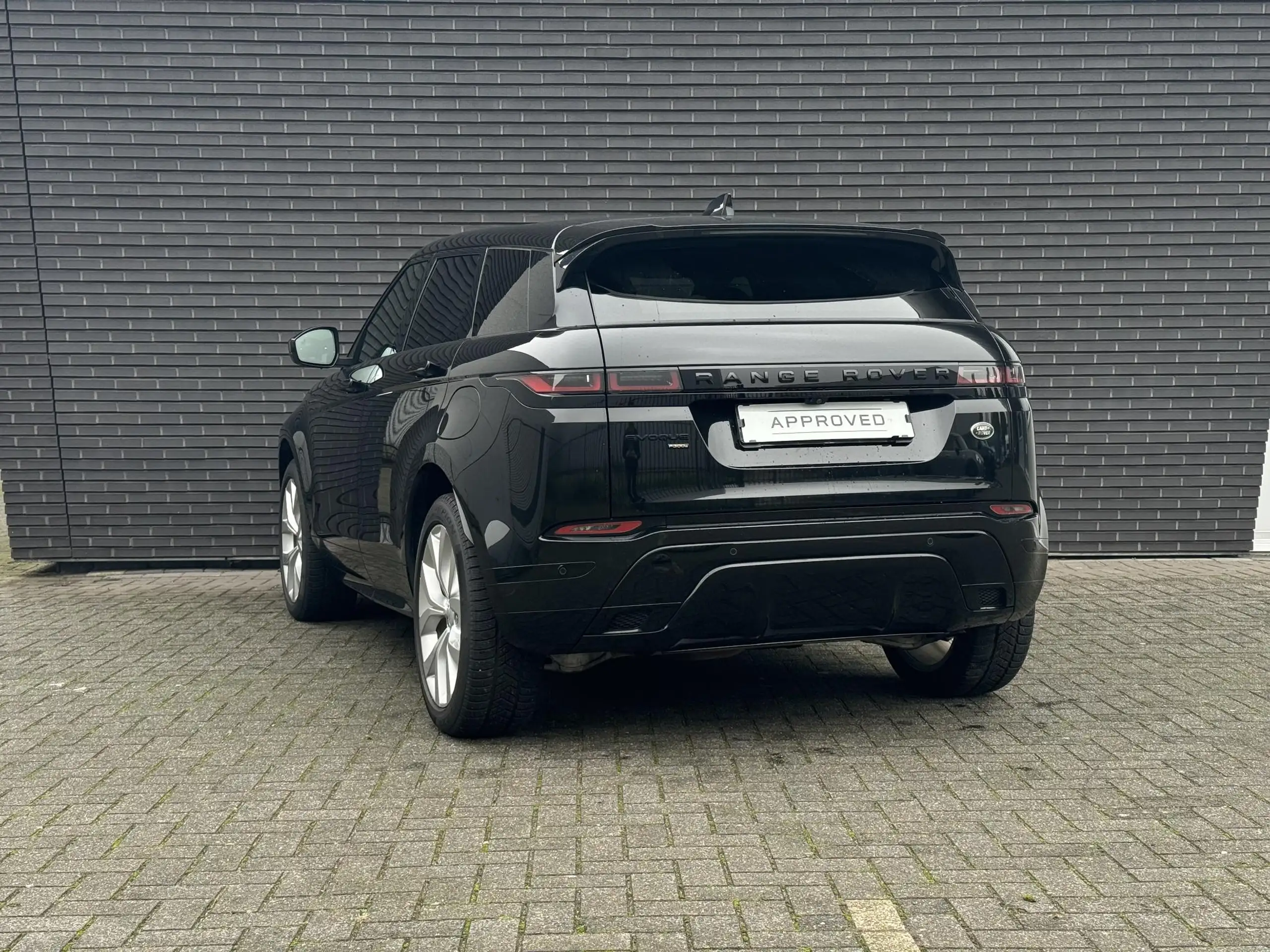 Land Rover - Range Rover Evoque