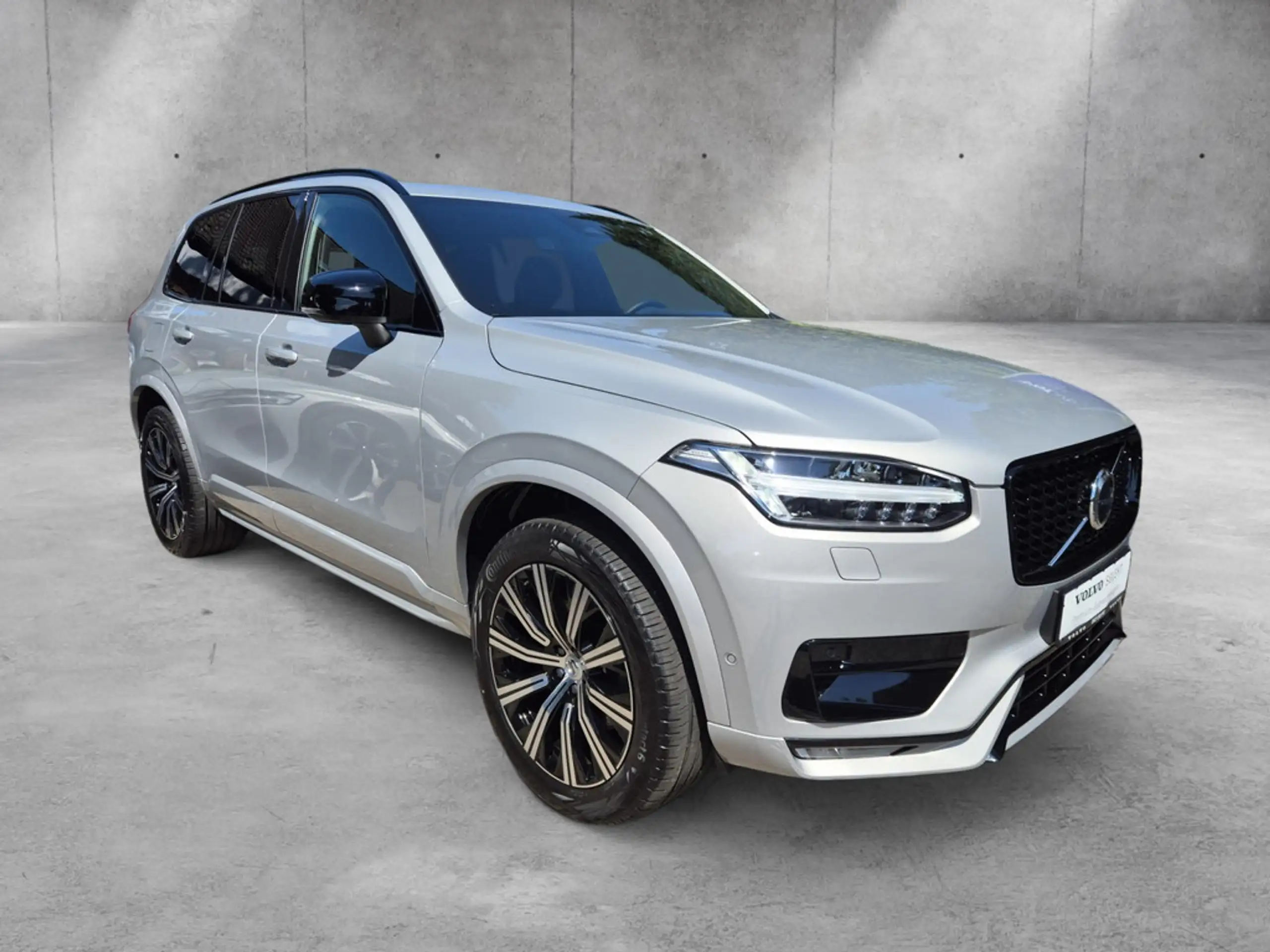 Volvo - XC90