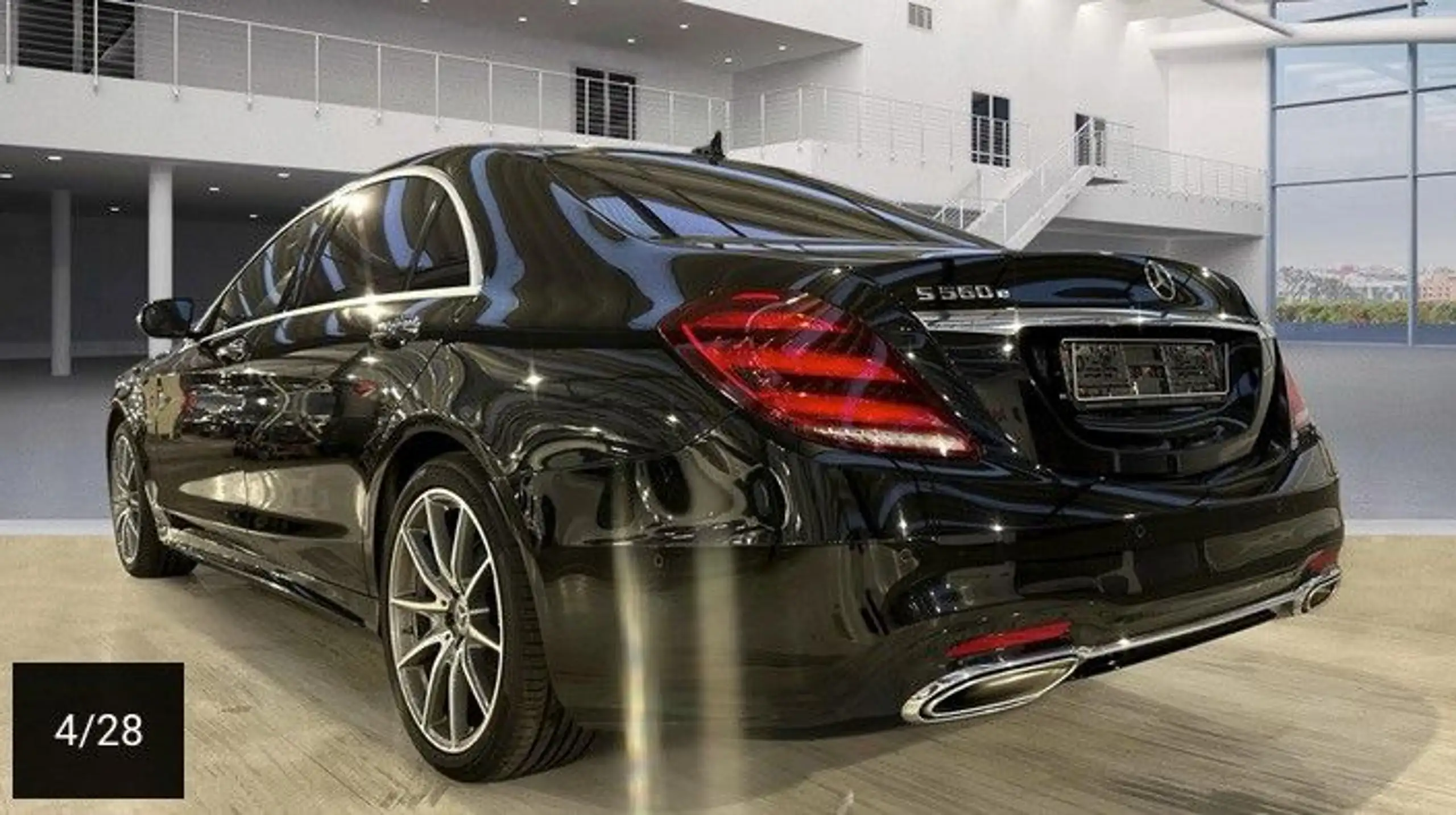 Mercedes-Benz - S 560