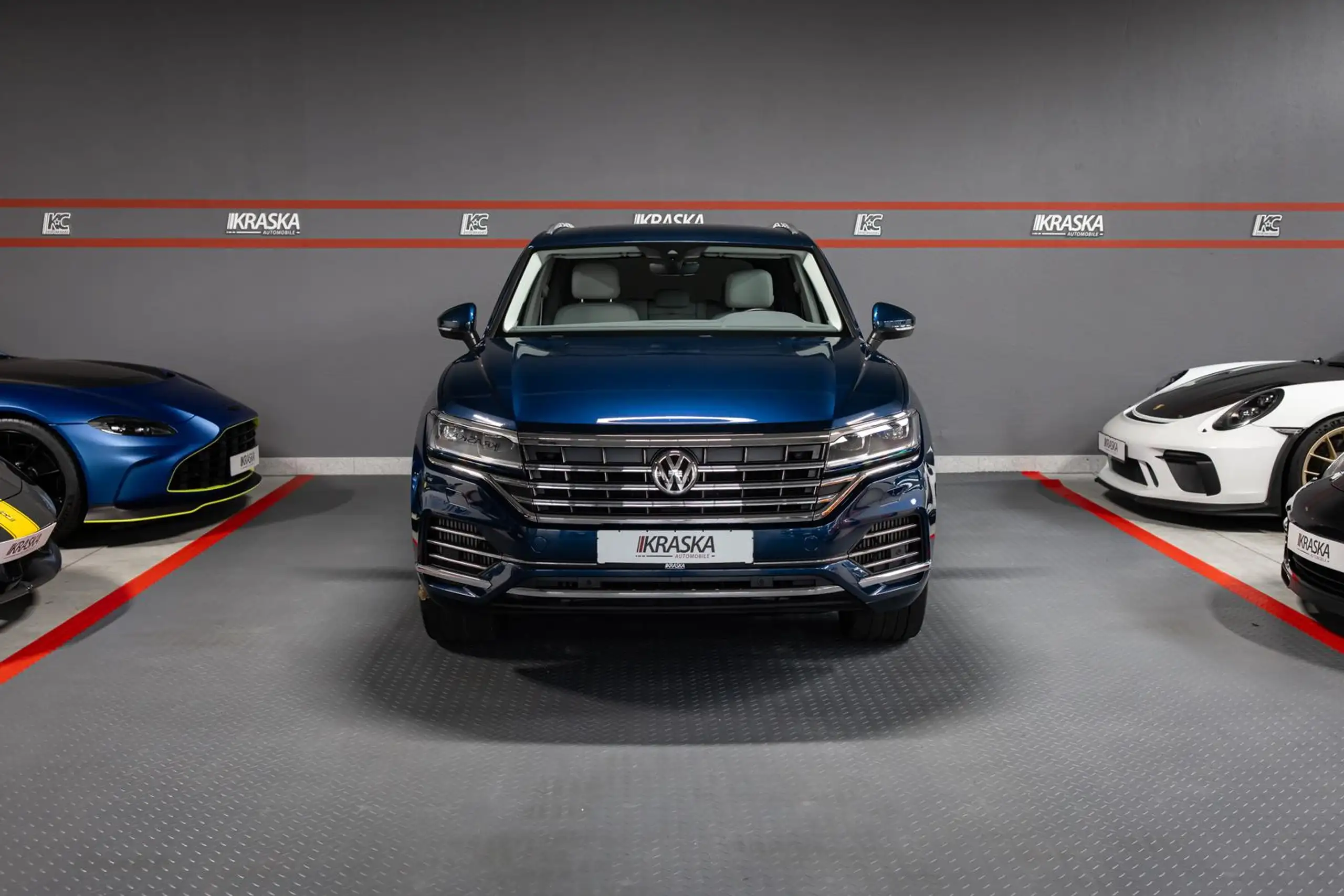 Volkswagen - Touareg