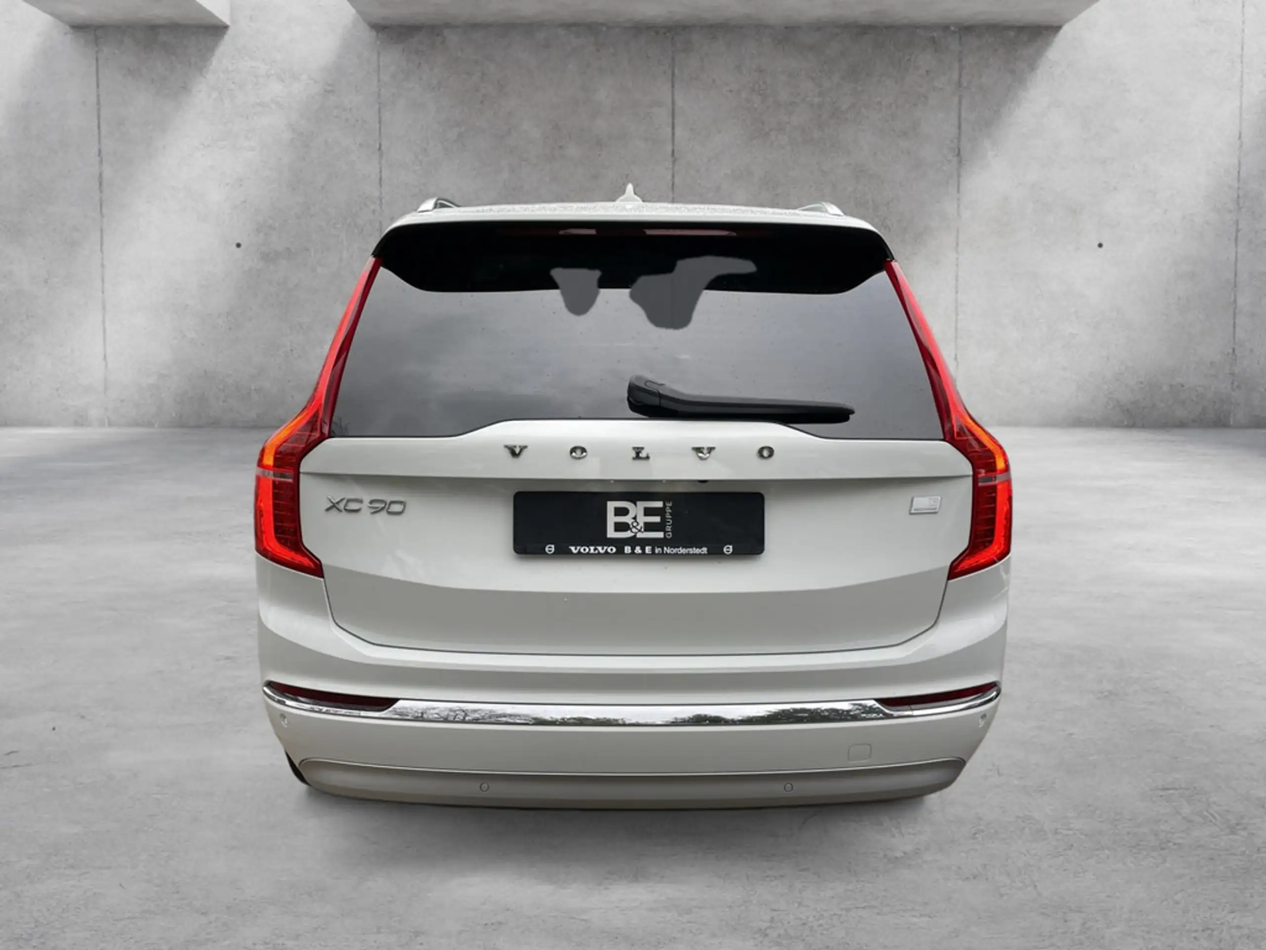 Volvo - XC90