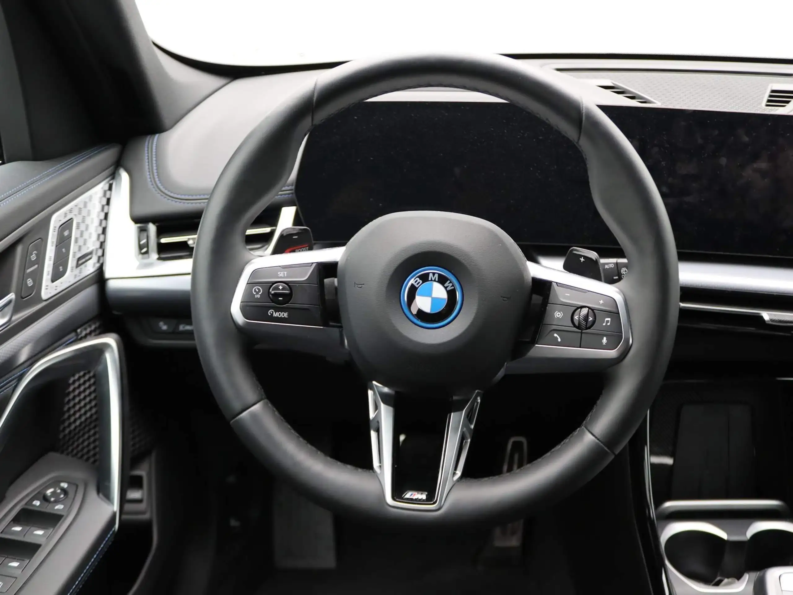 BMW - X1