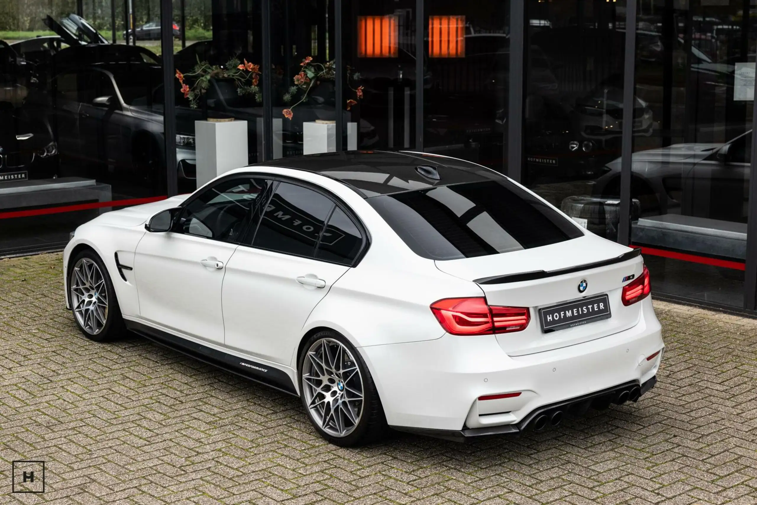 BMW - M3