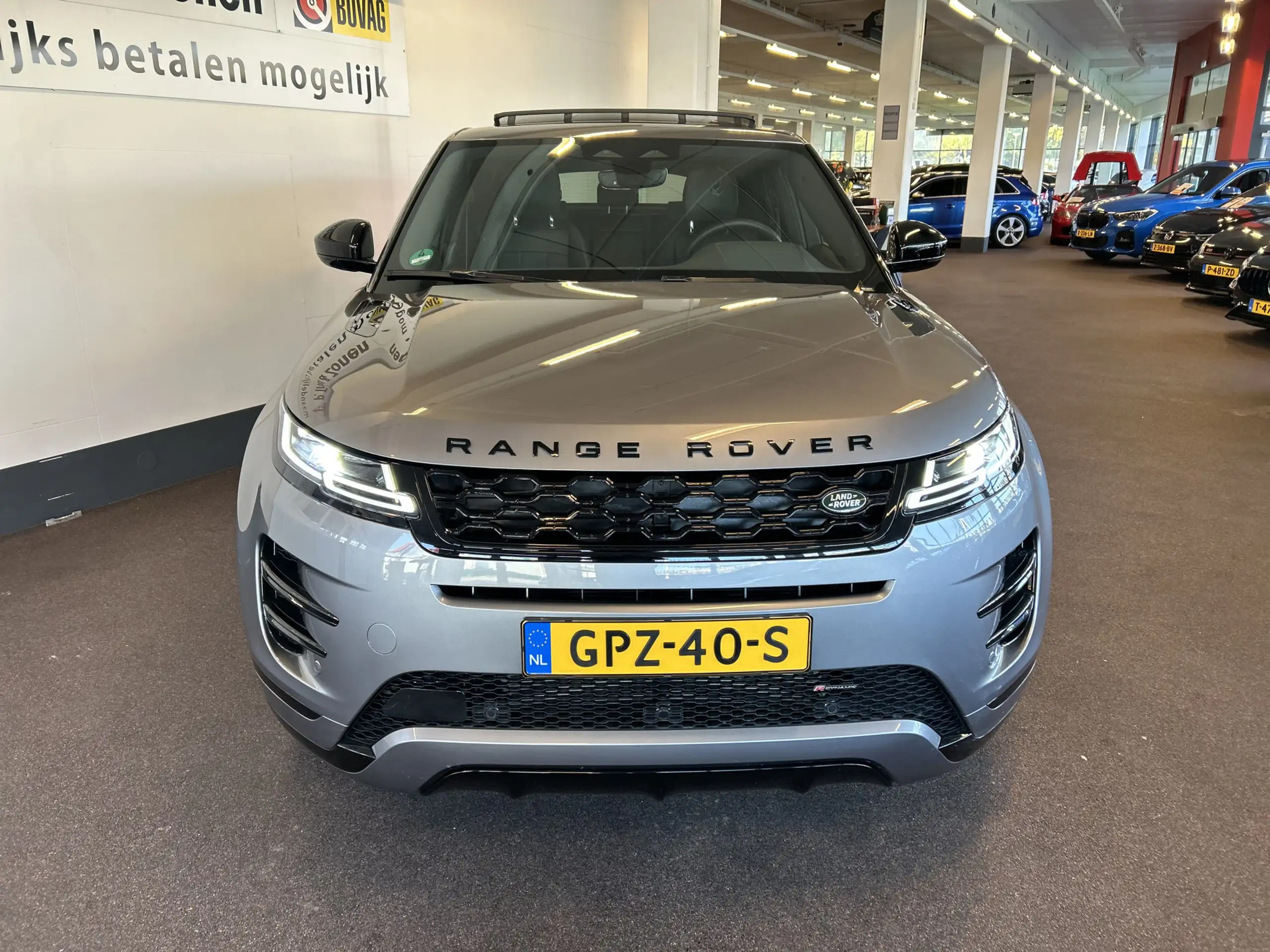 Land Rover - Range Rover Evoque