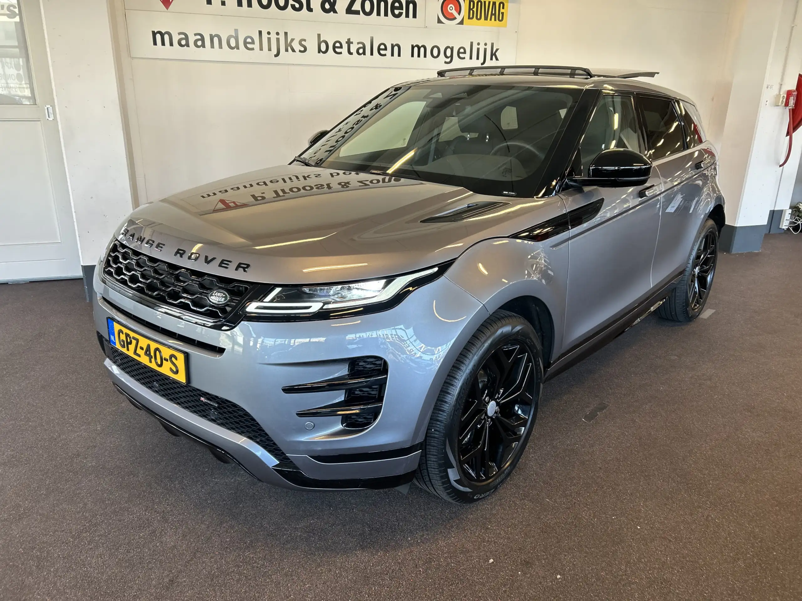 Land Rover - Range Rover Evoque