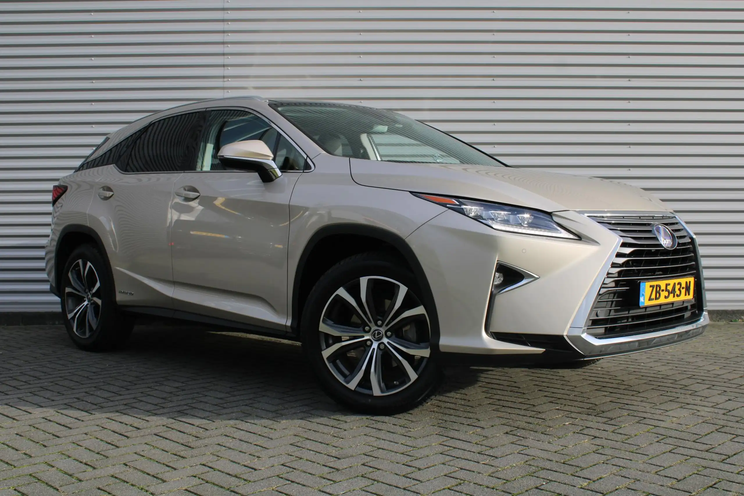 Lexus - RX 450h