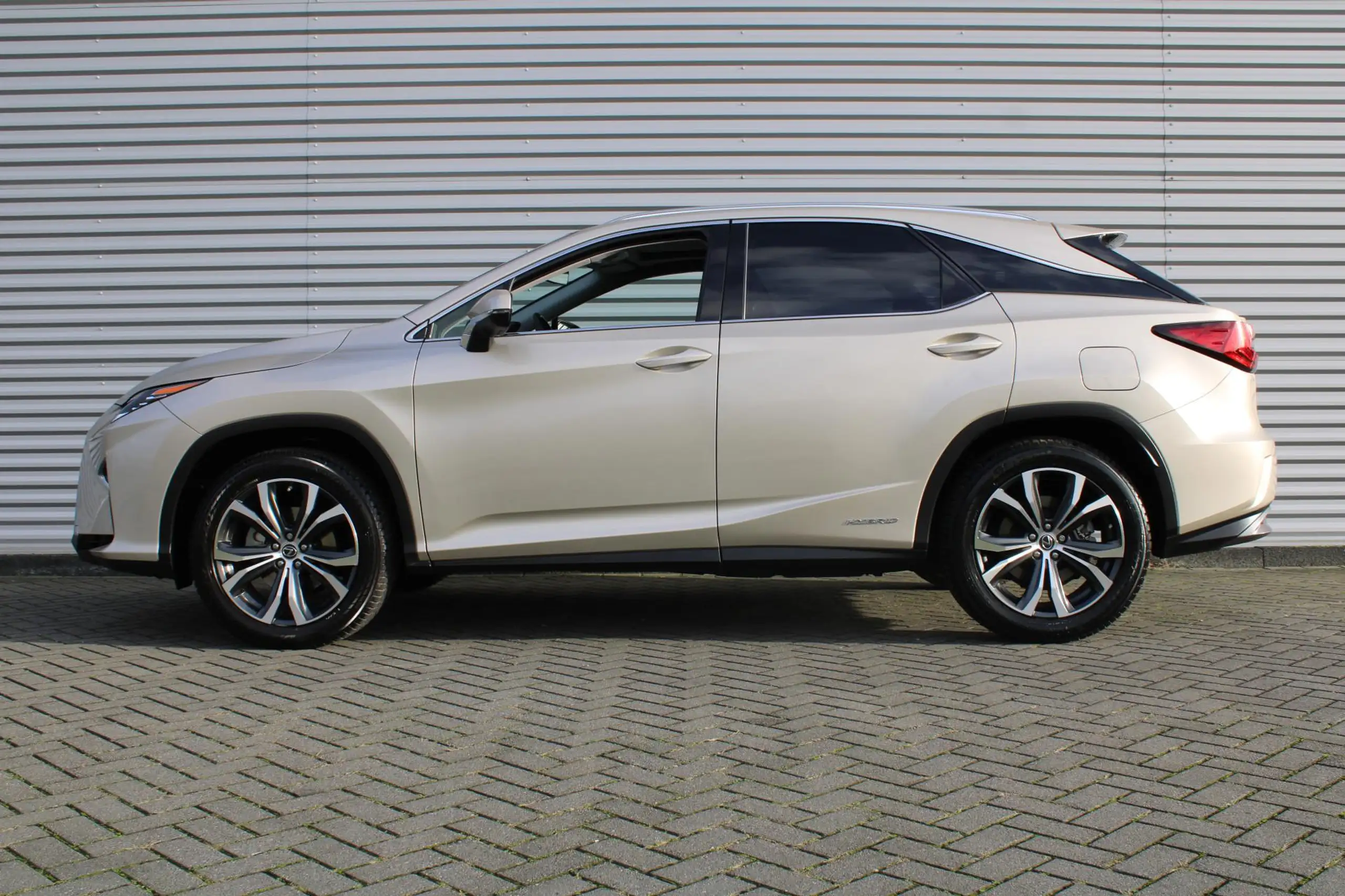 Lexus - RX 450h