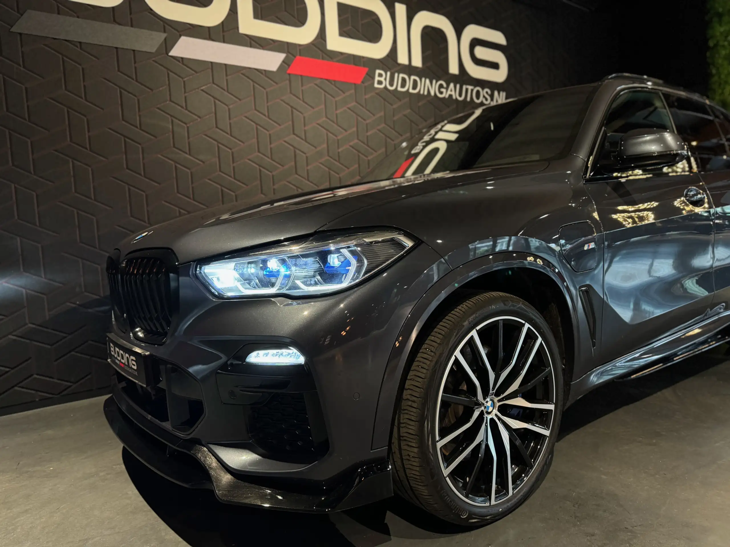 BMW - X5