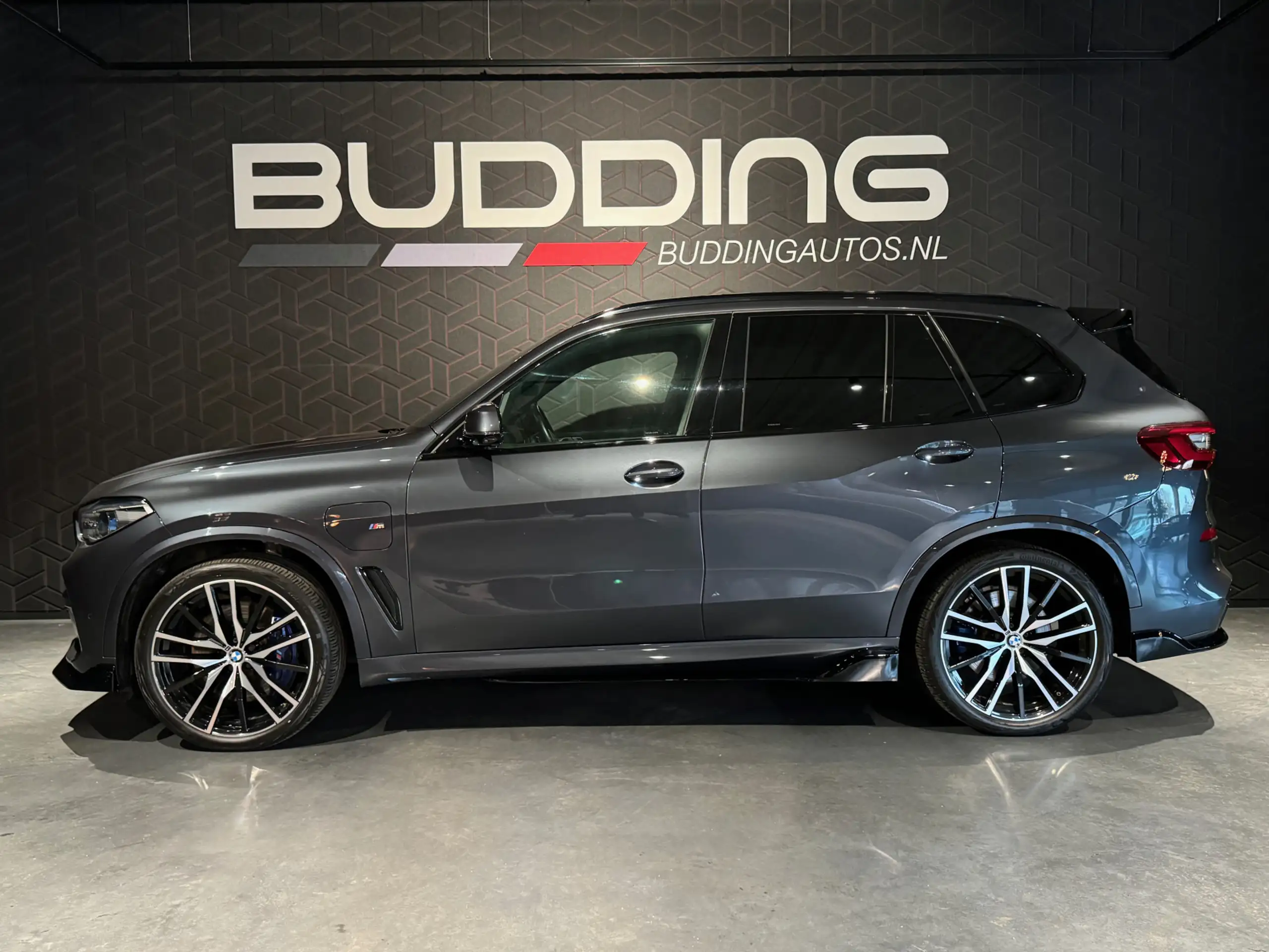 BMW - X5