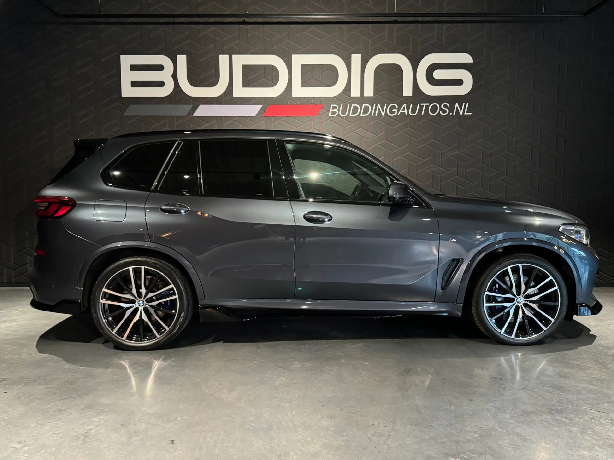 BMW - X5