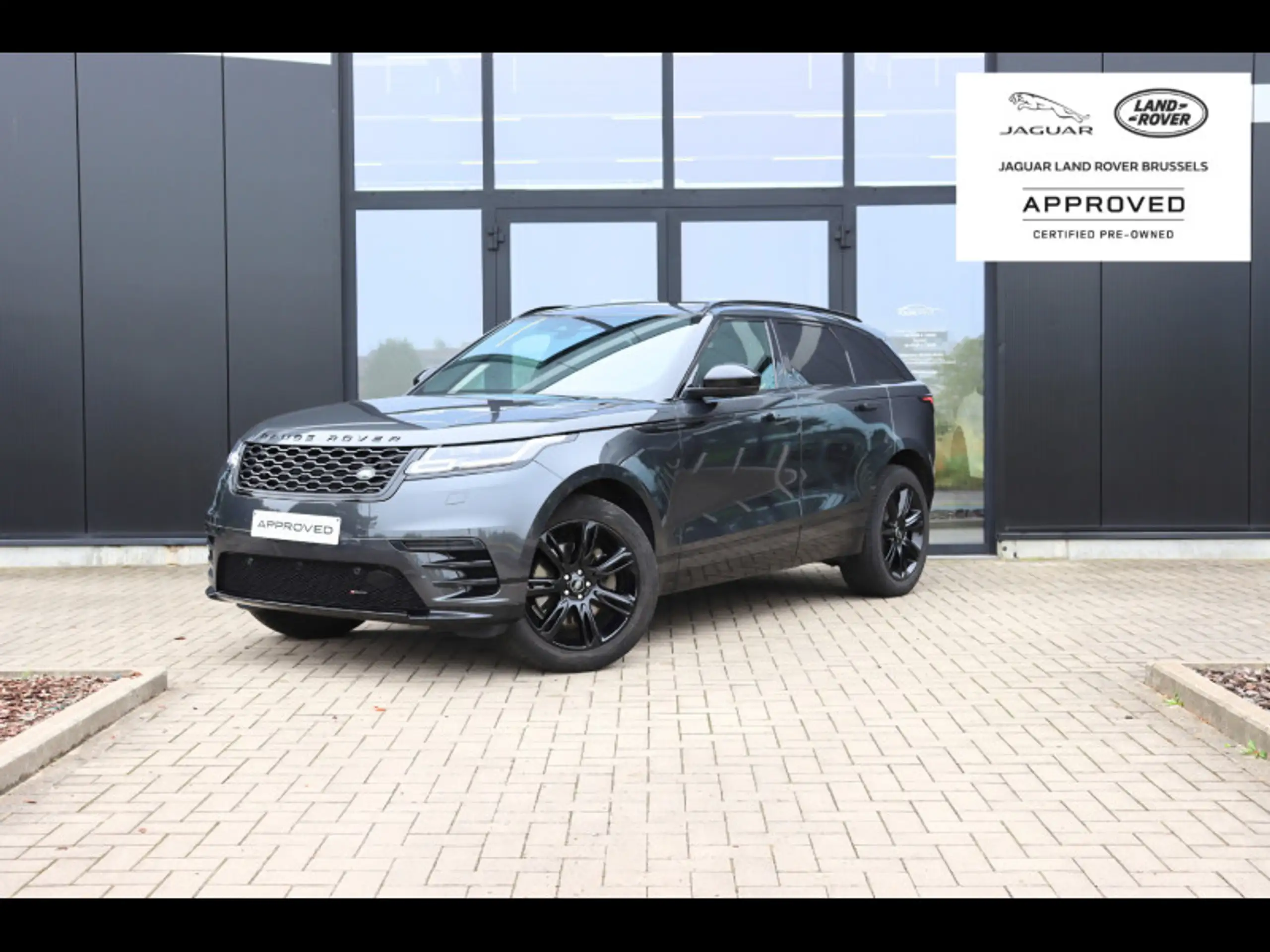 Land Rover - Range Rover Velar