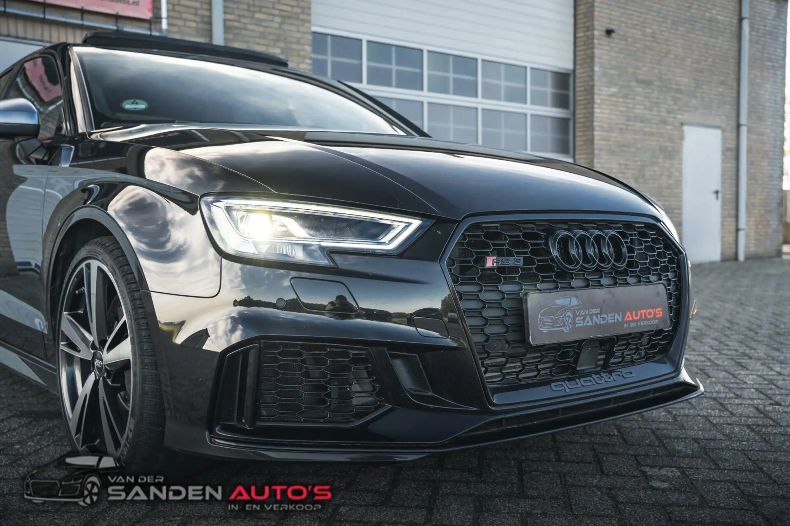 Audi - RS3