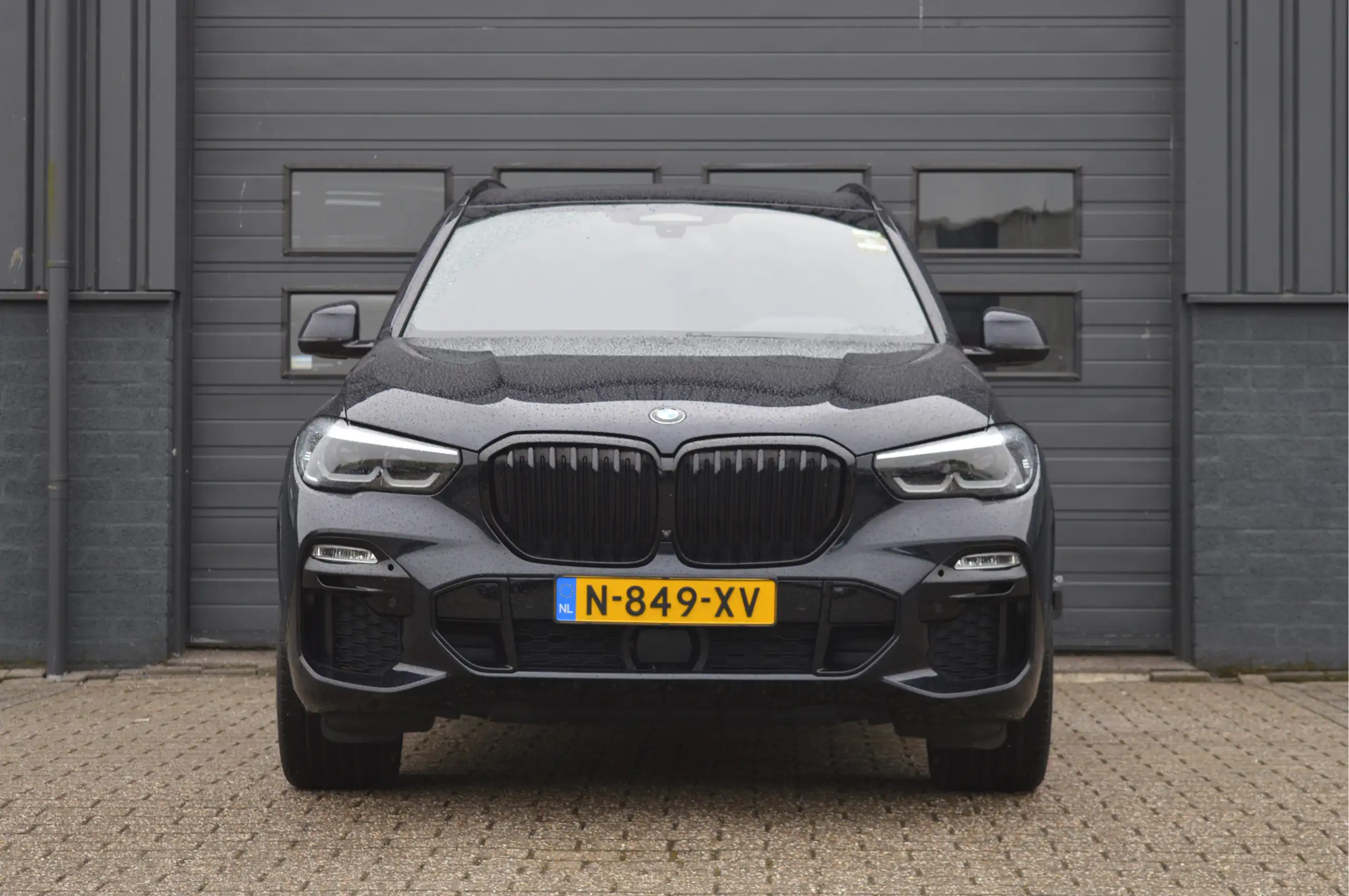 BMW - X5