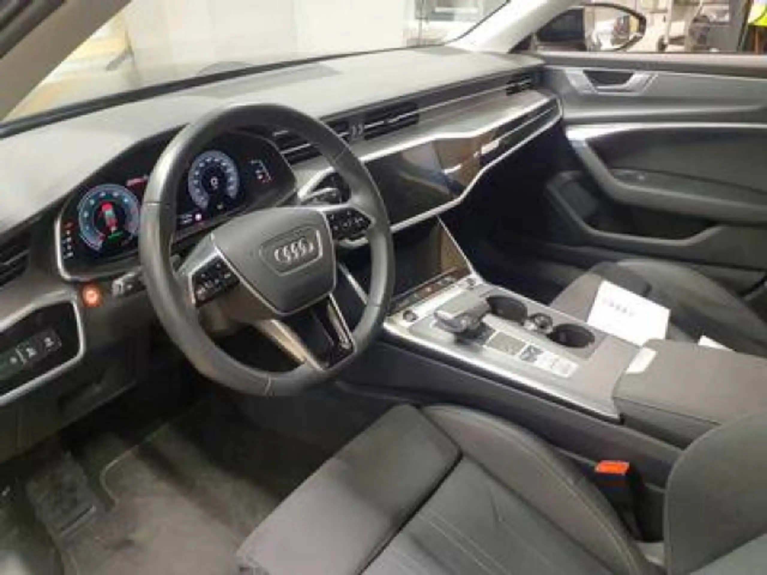 Audi - A6