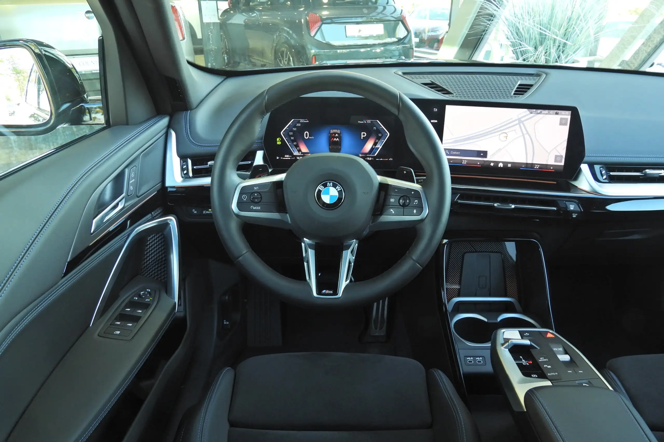 BMW - X1