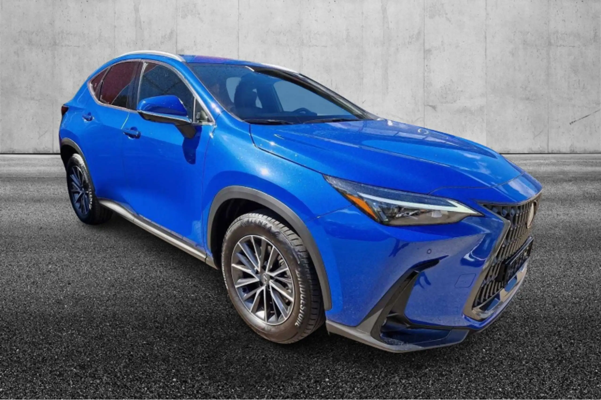 Lexus - NX 300