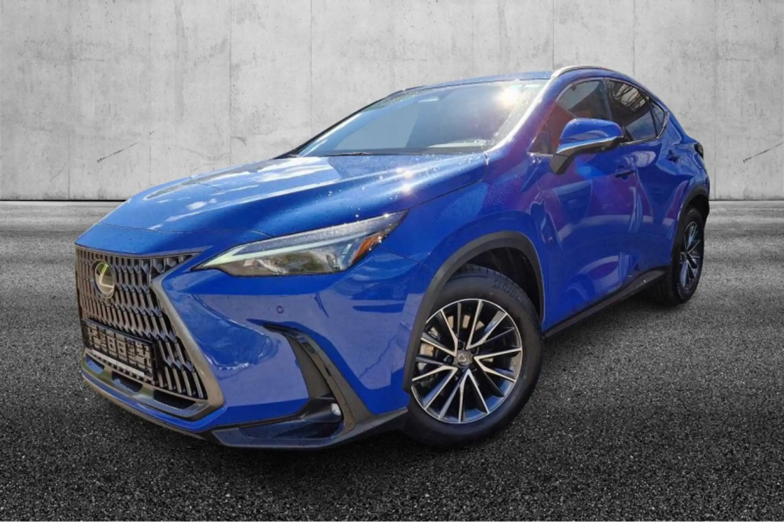 Lexus - NX 300