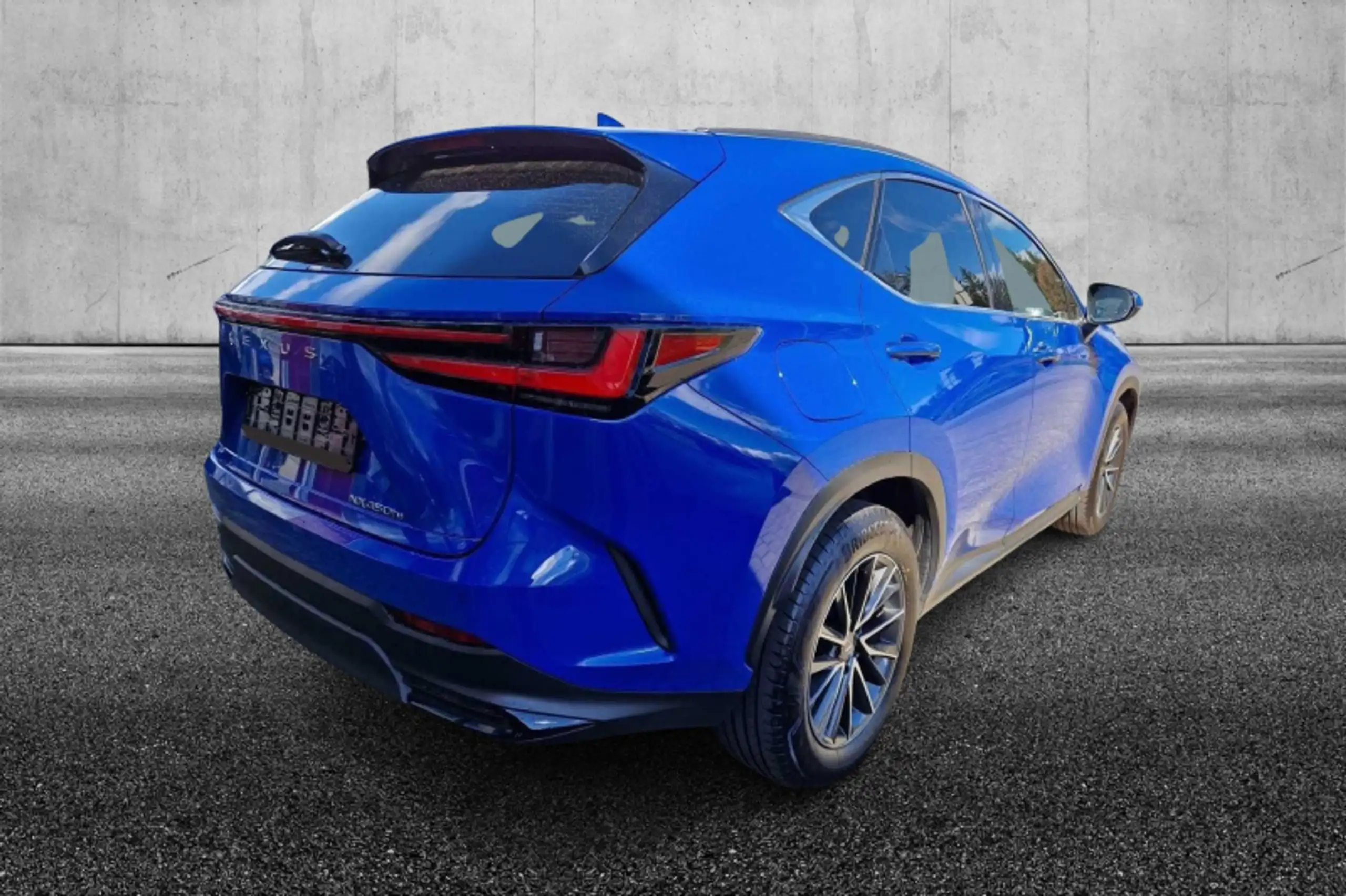 Lexus - NX 300