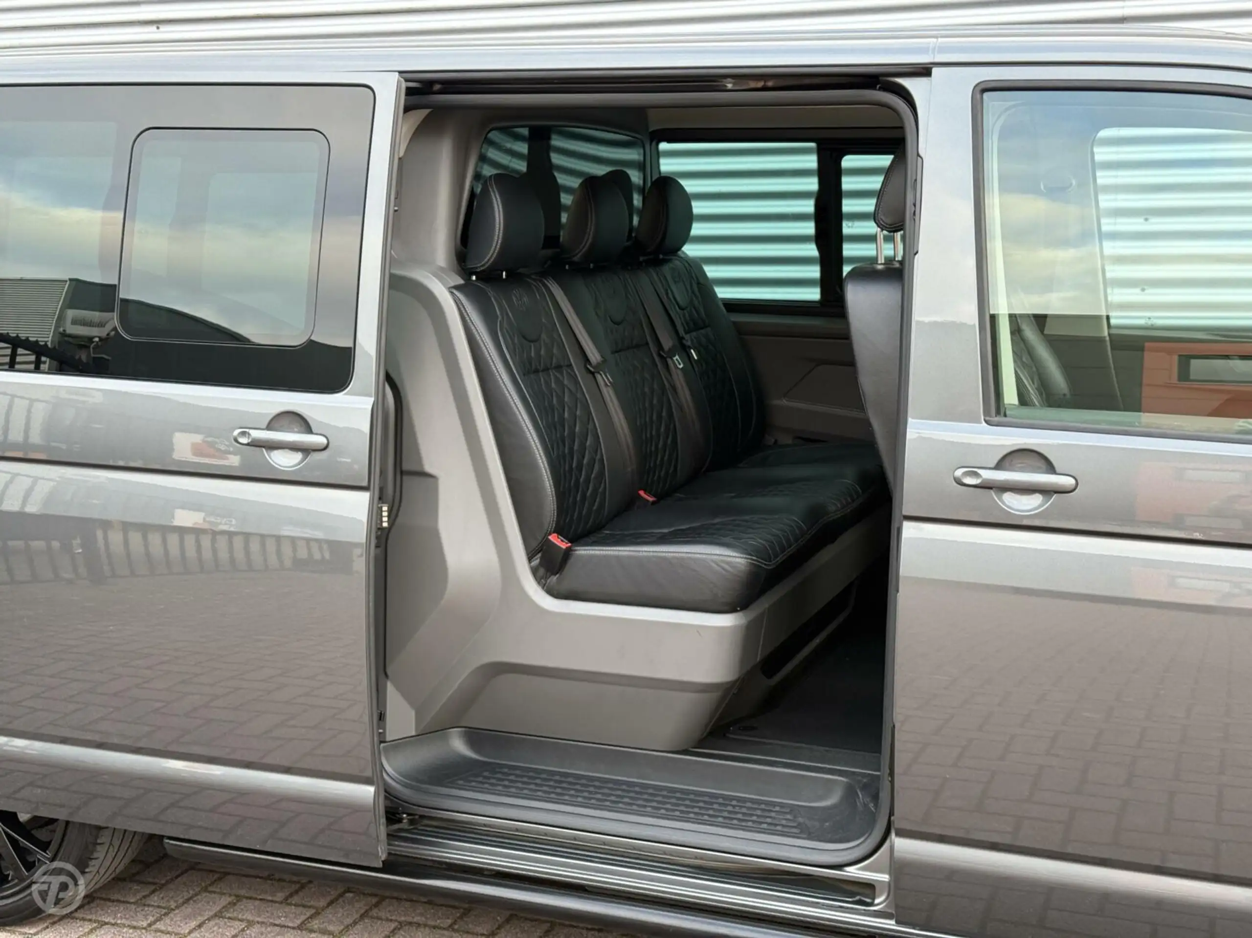 Volkswagen - T6.1 Transporter