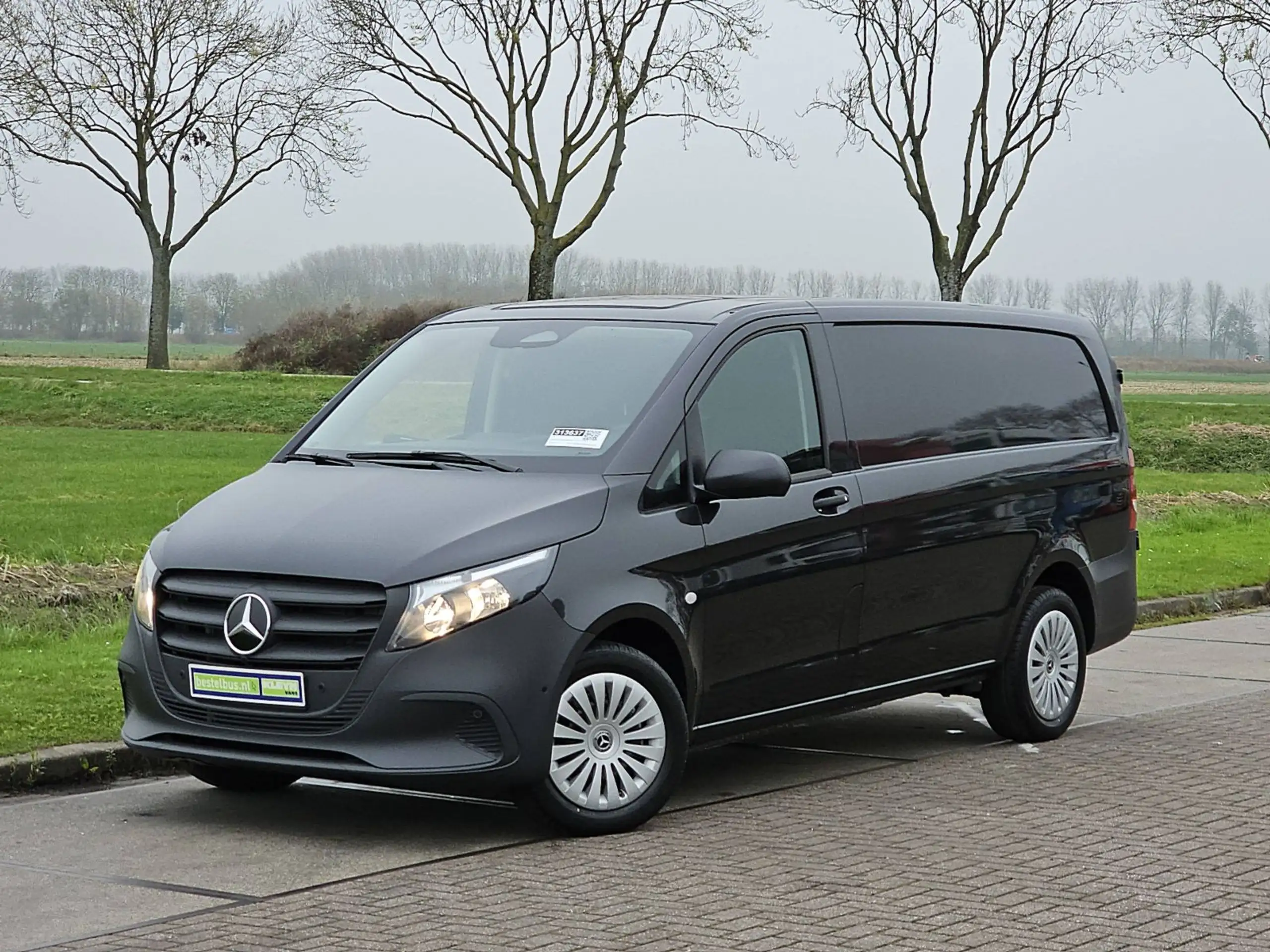 Mercedes-Benz - Vito