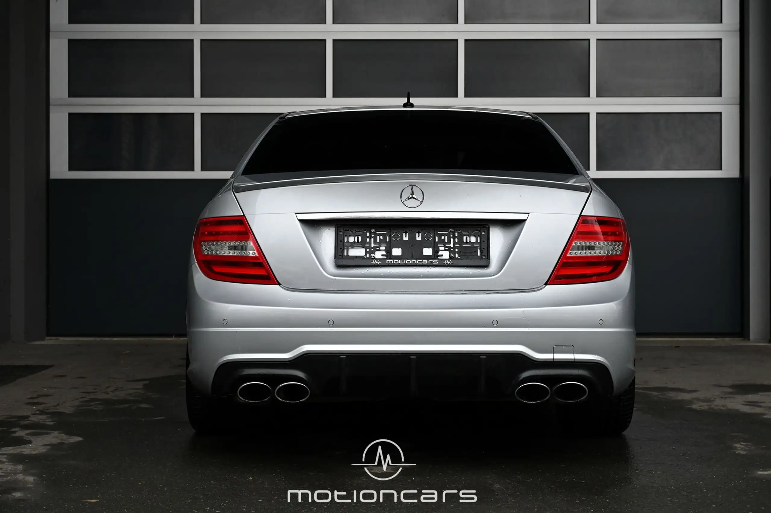 Mercedes-Benz - C 63 AMG