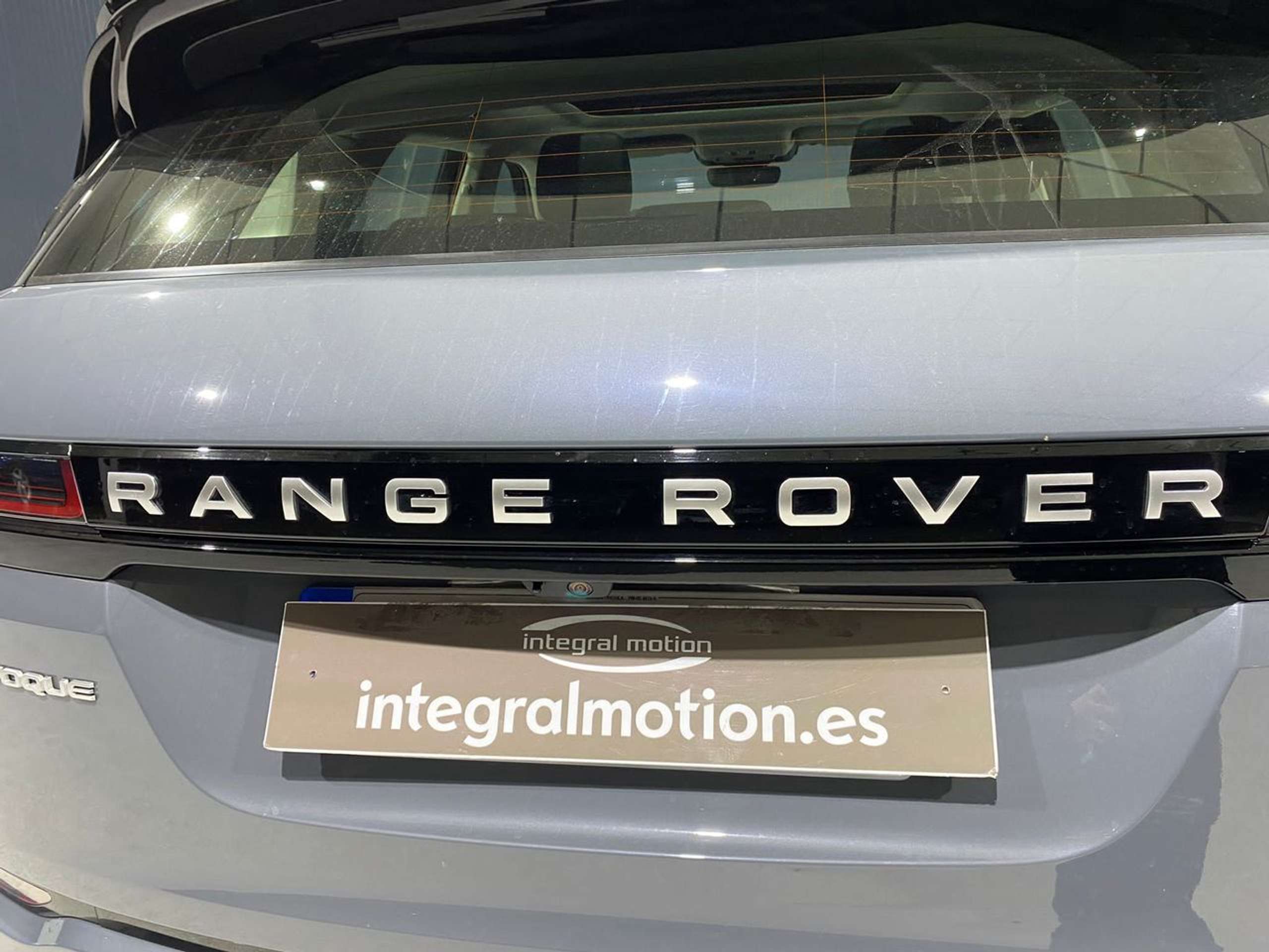 Land Rover - Range Rover Evoque