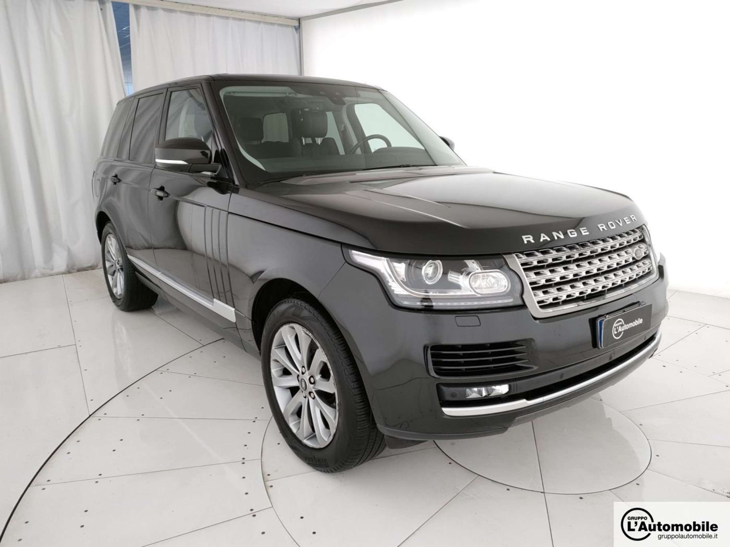 Land Rover - Range Rover