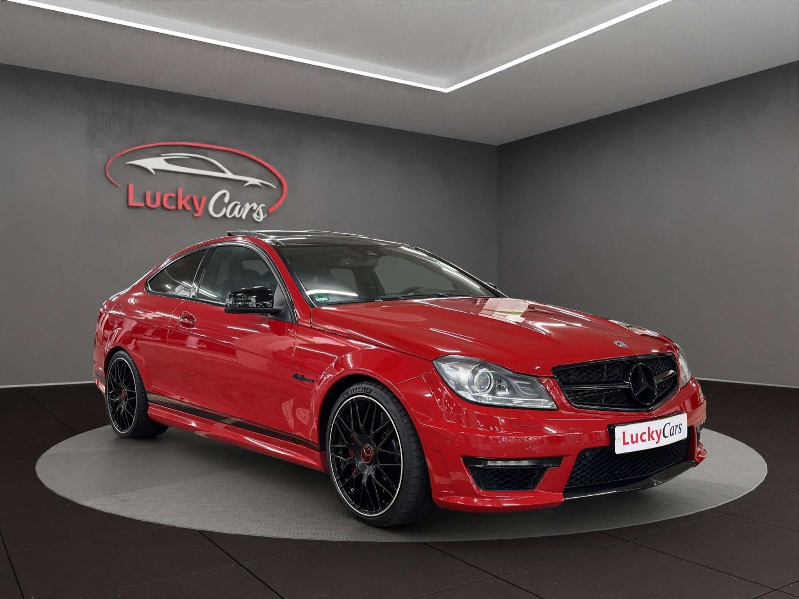 Mercedes-Benz - C 63 AMG