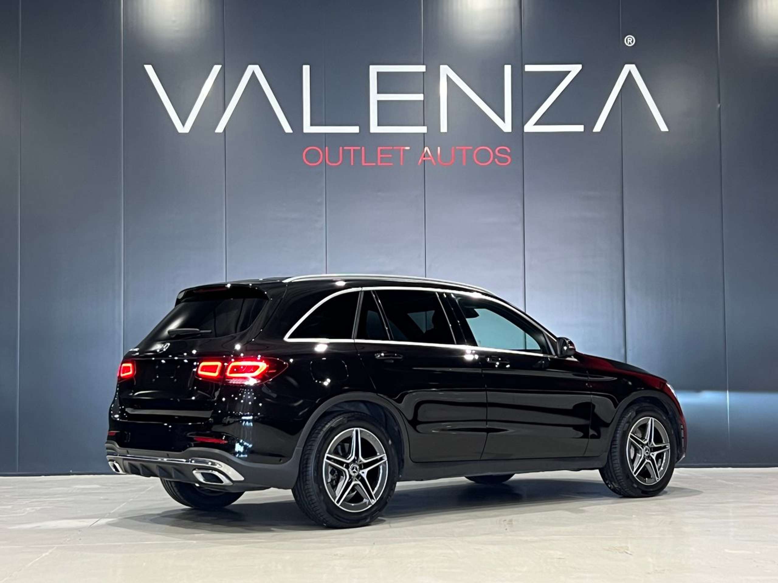 Mercedes-Benz - GLC 200