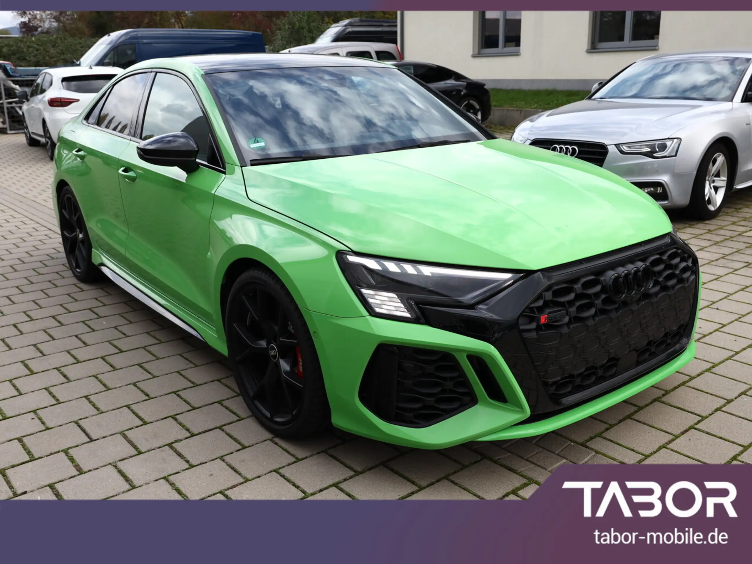 Audi - RS3