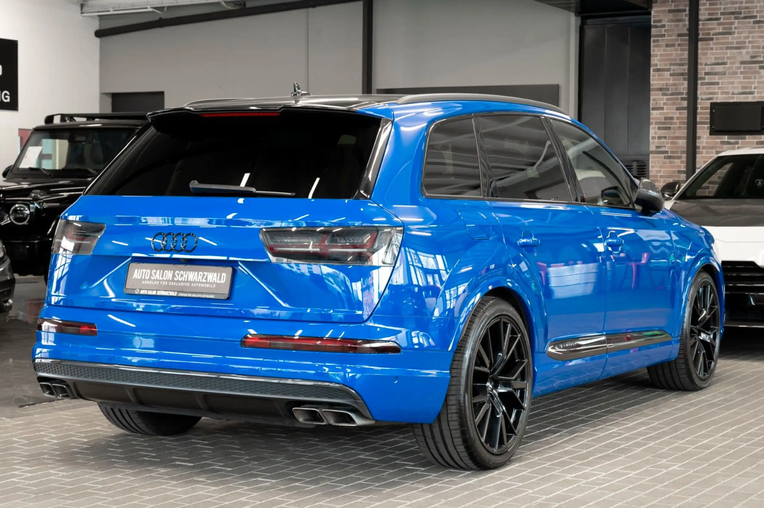 Audi - SQ7