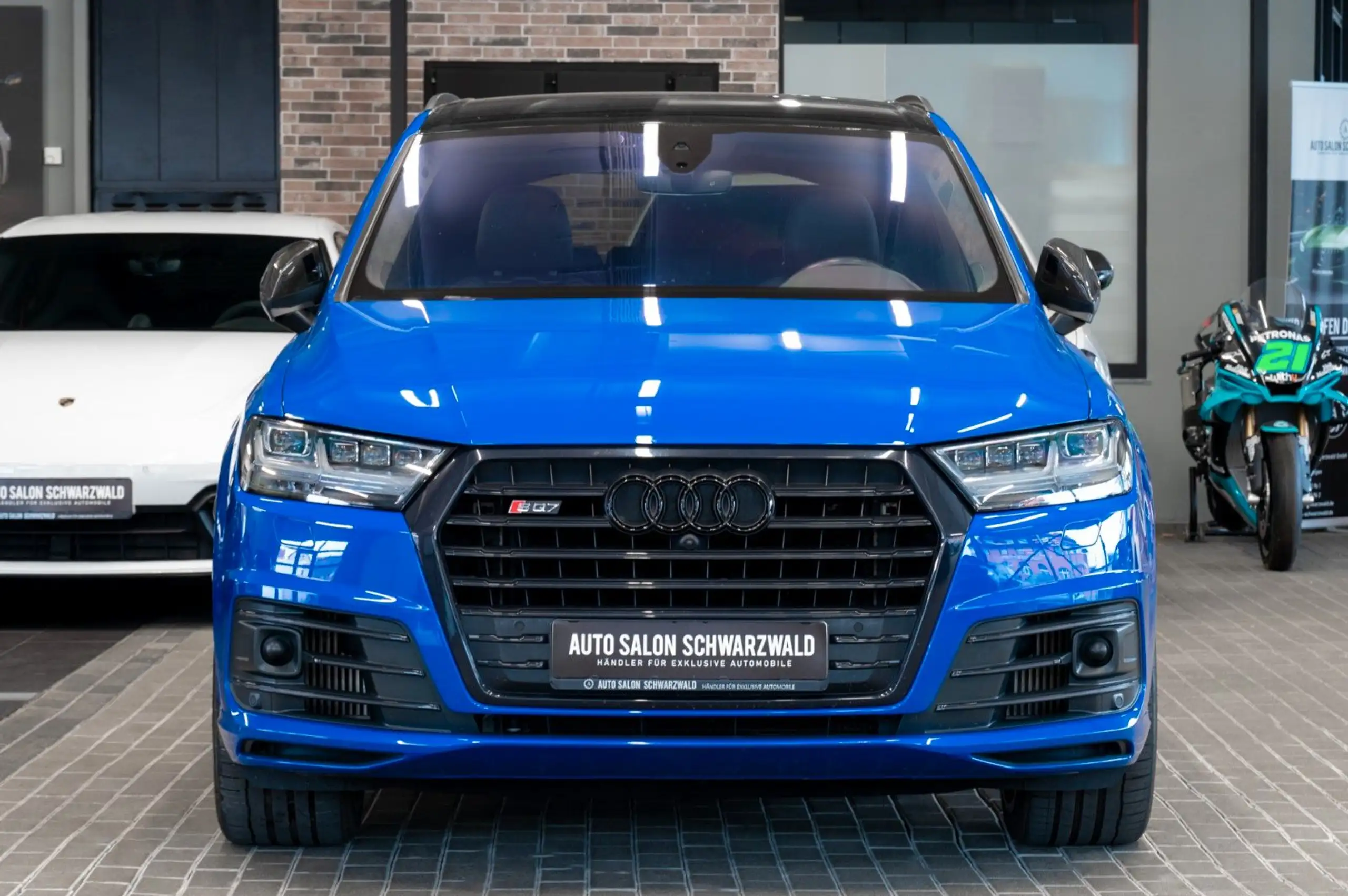 Audi - SQ7