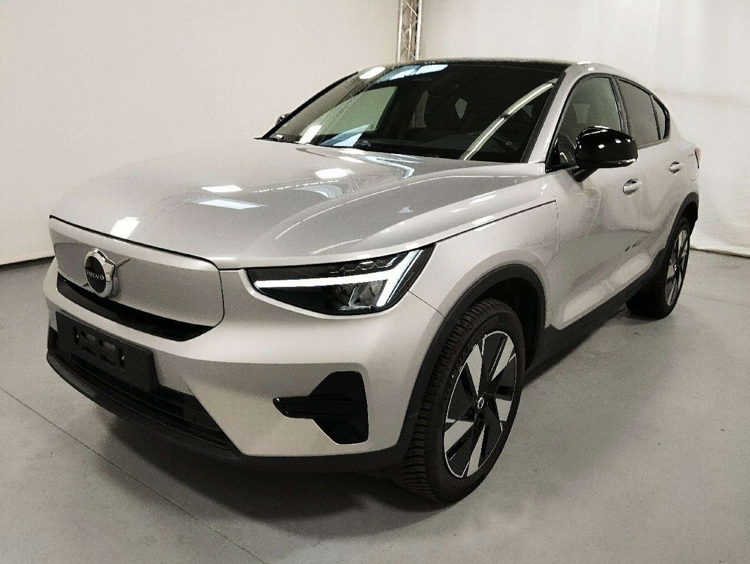 Volvo - C40