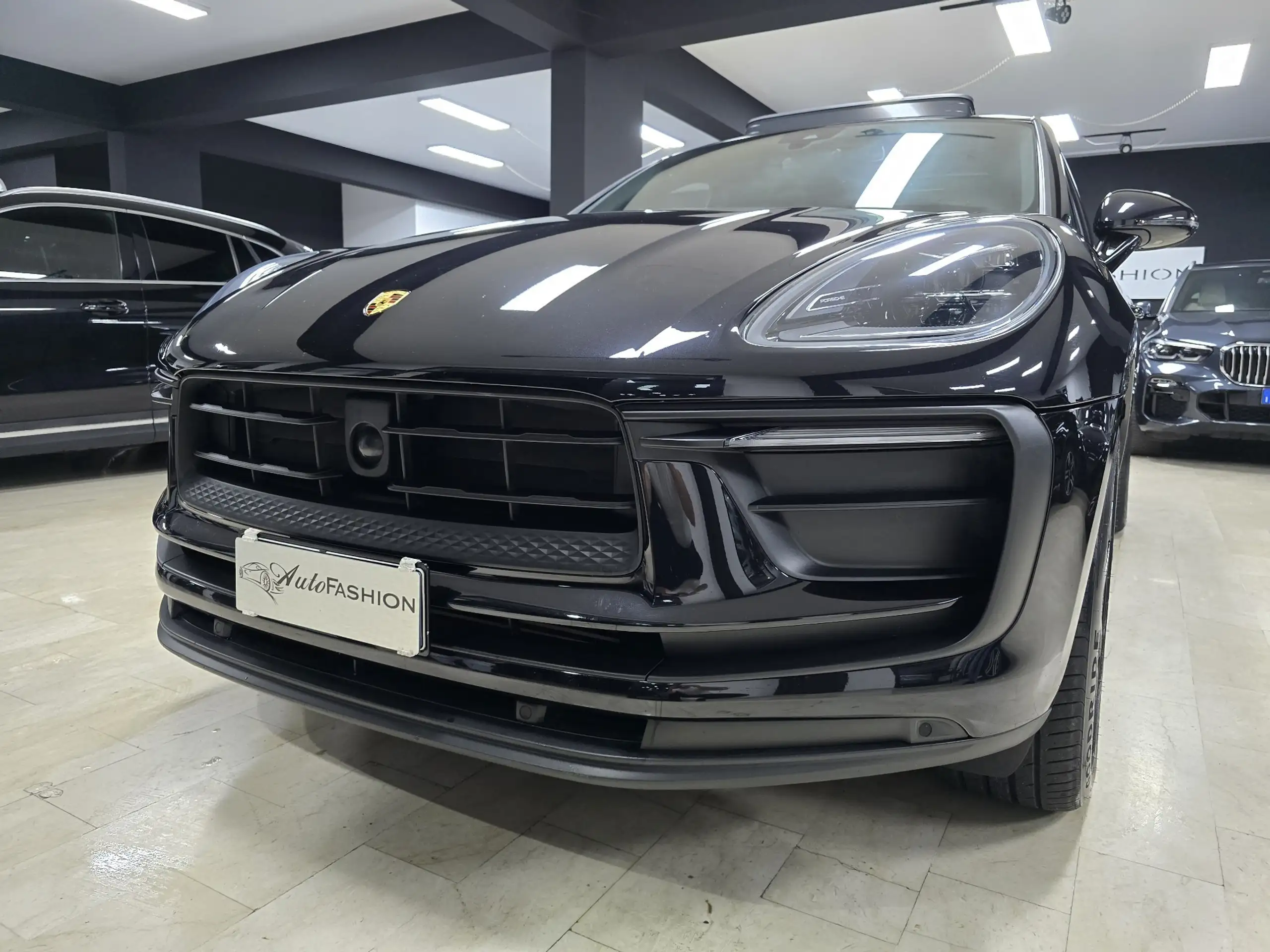 Porsche - Macan