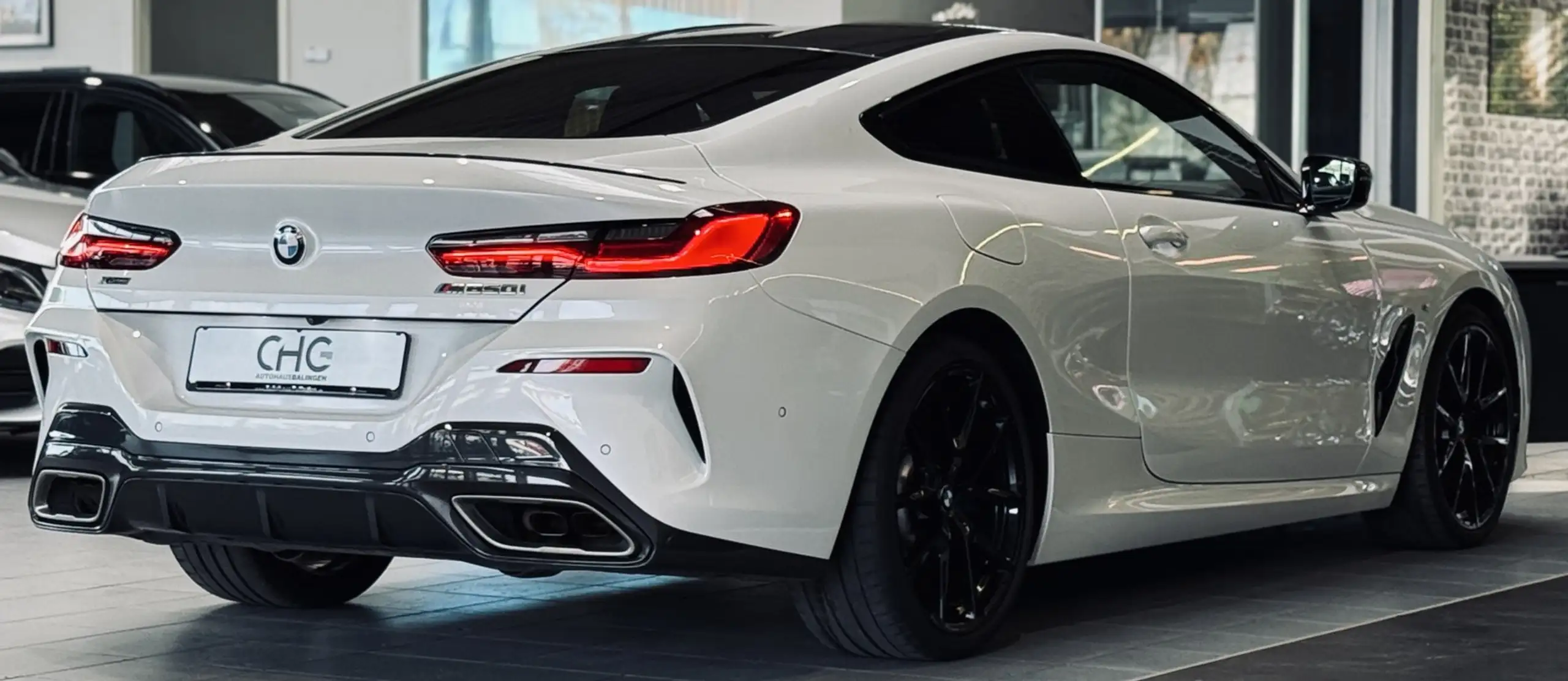 BMW - M850