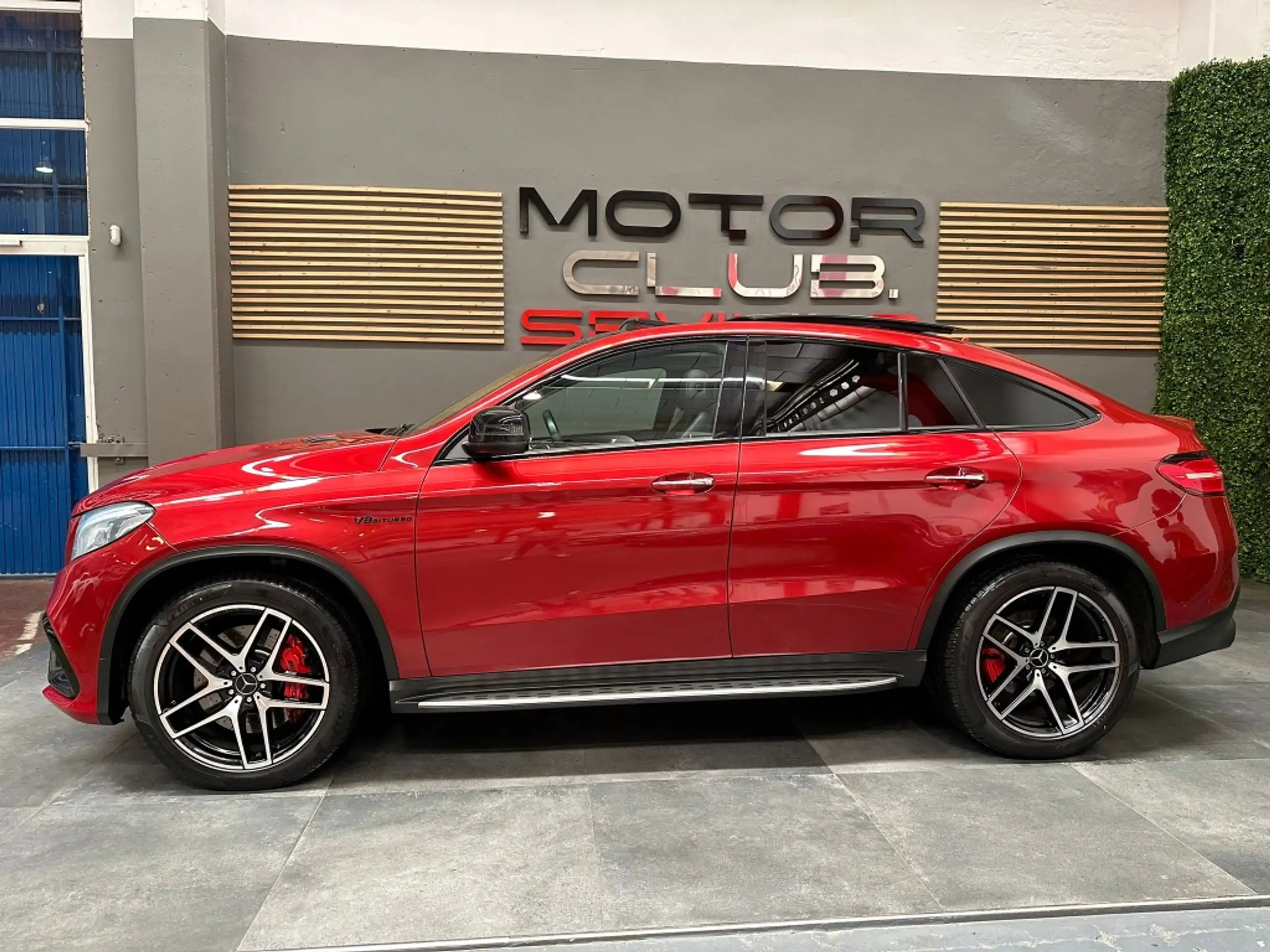 Mercedes-Benz - GLE 63 AMG