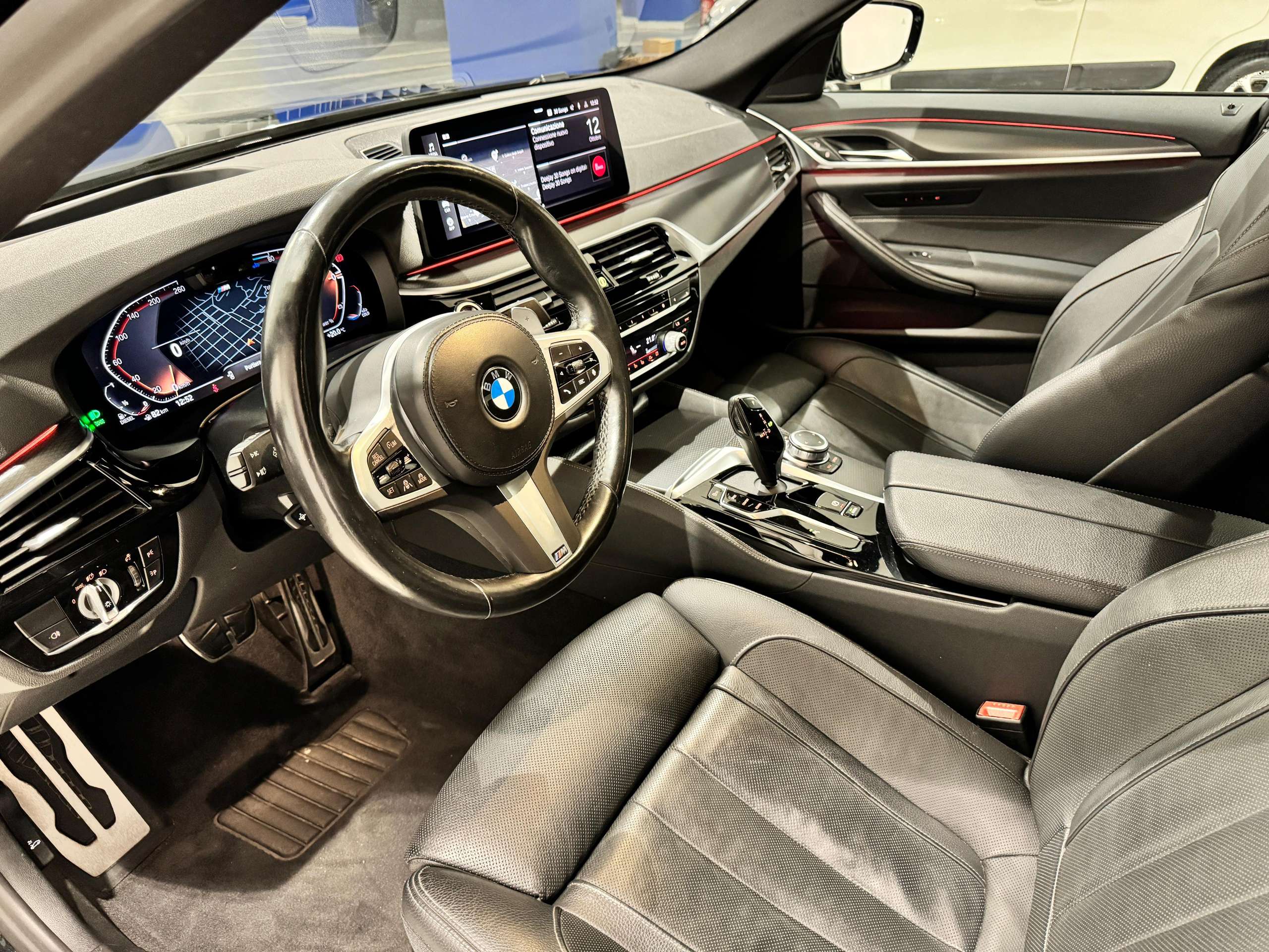 BMW - 520