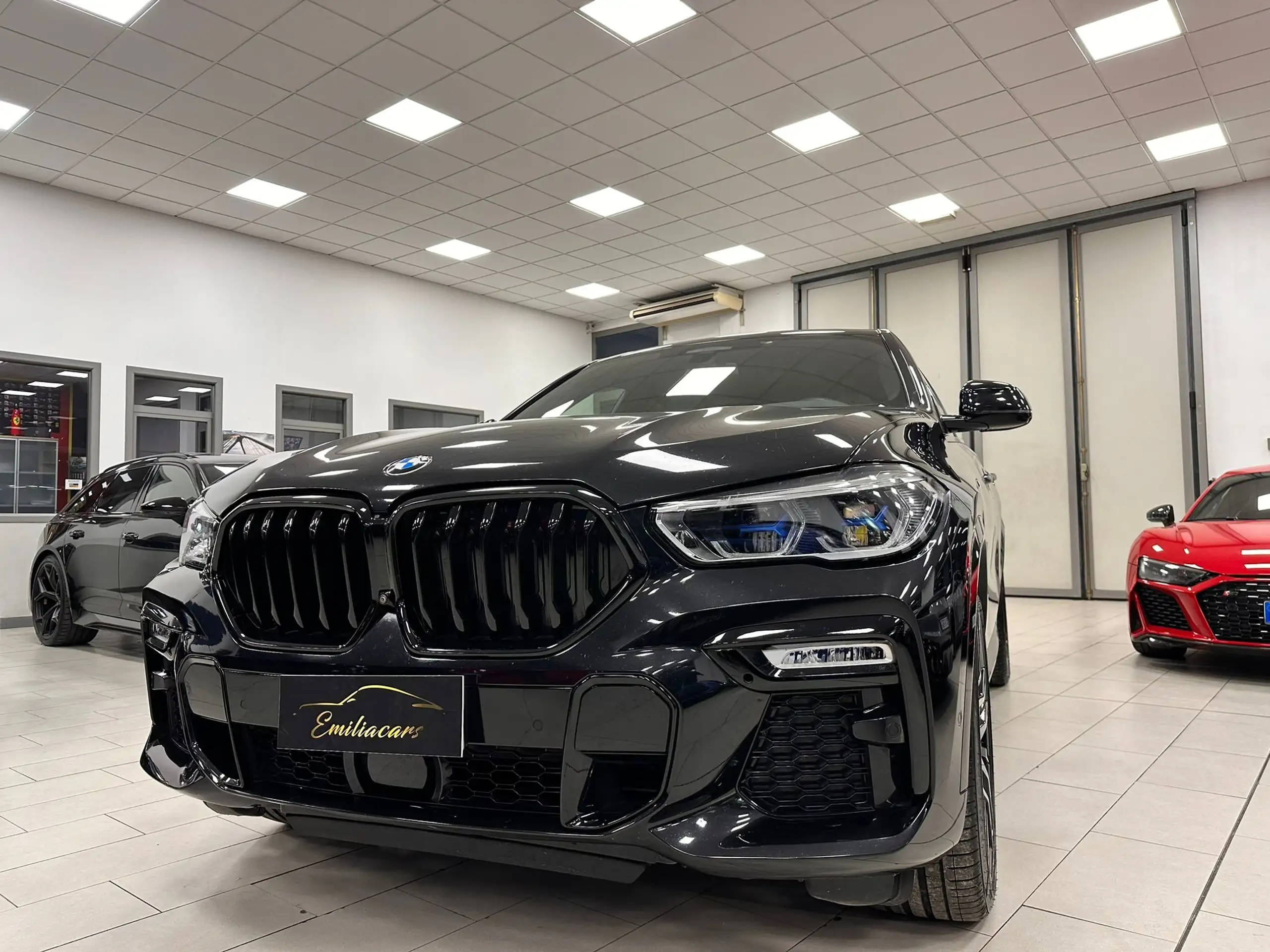 BMW - X6