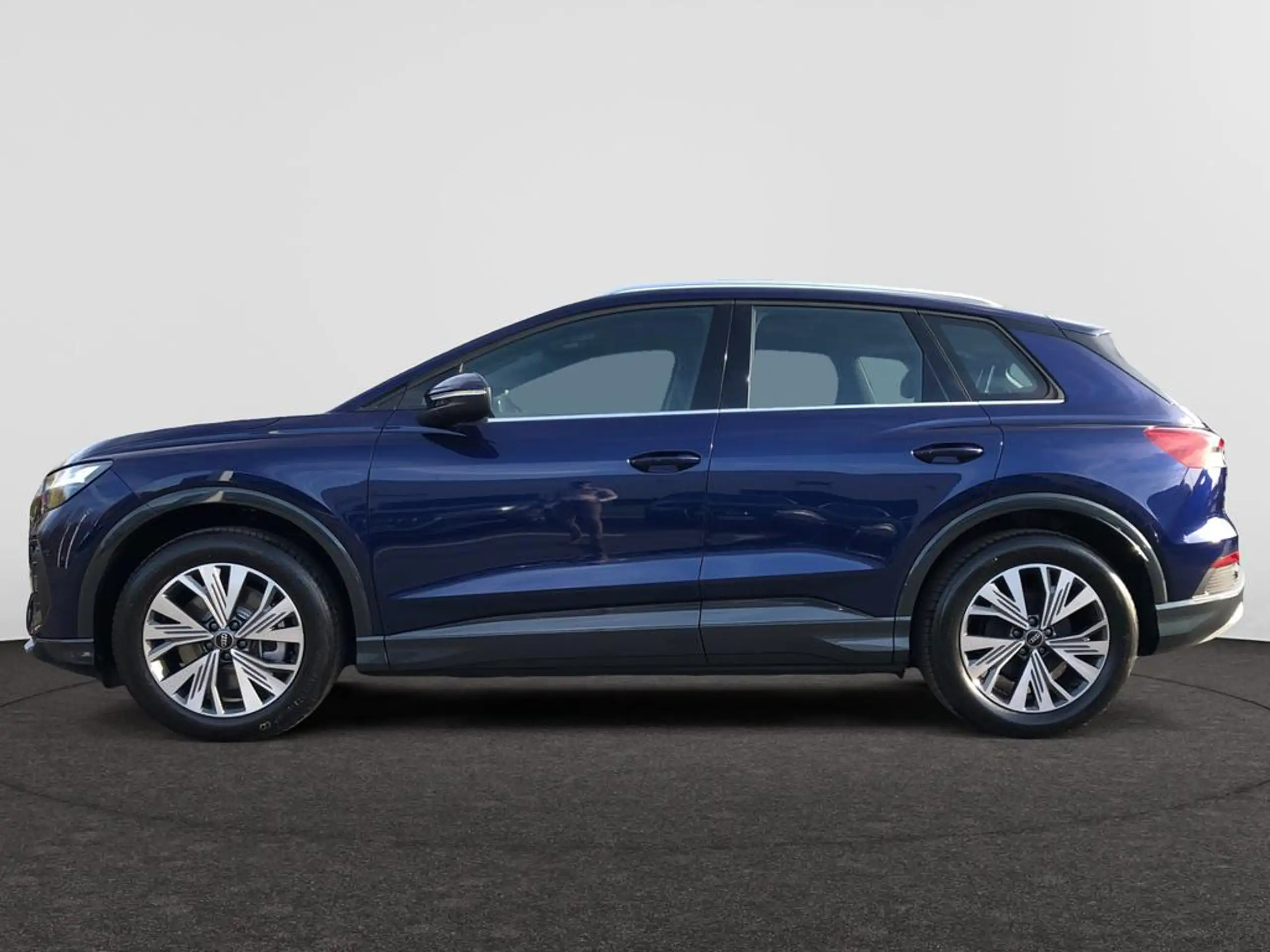 Audi - Q4 e-tron