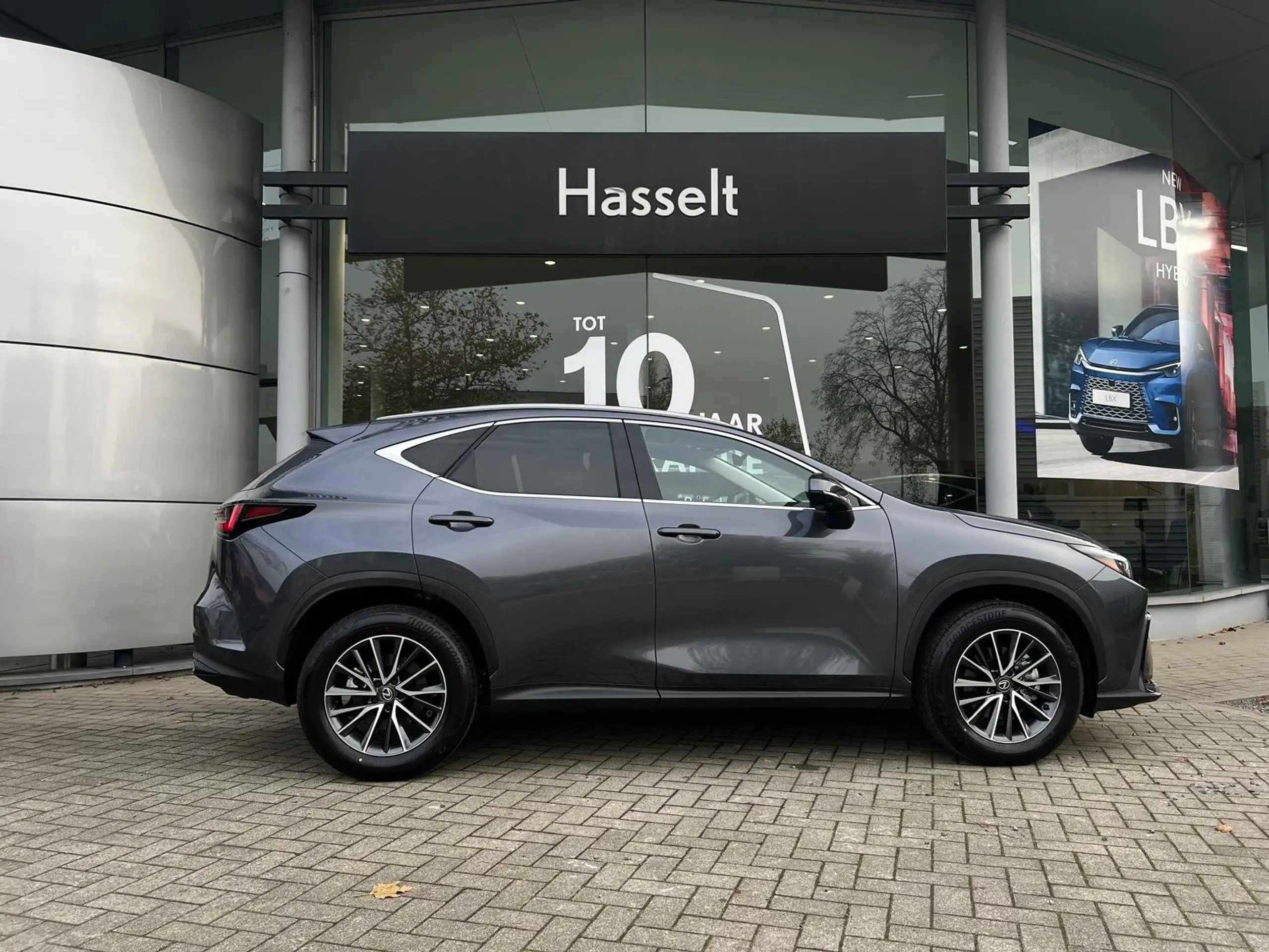 Lexus - NX 350h