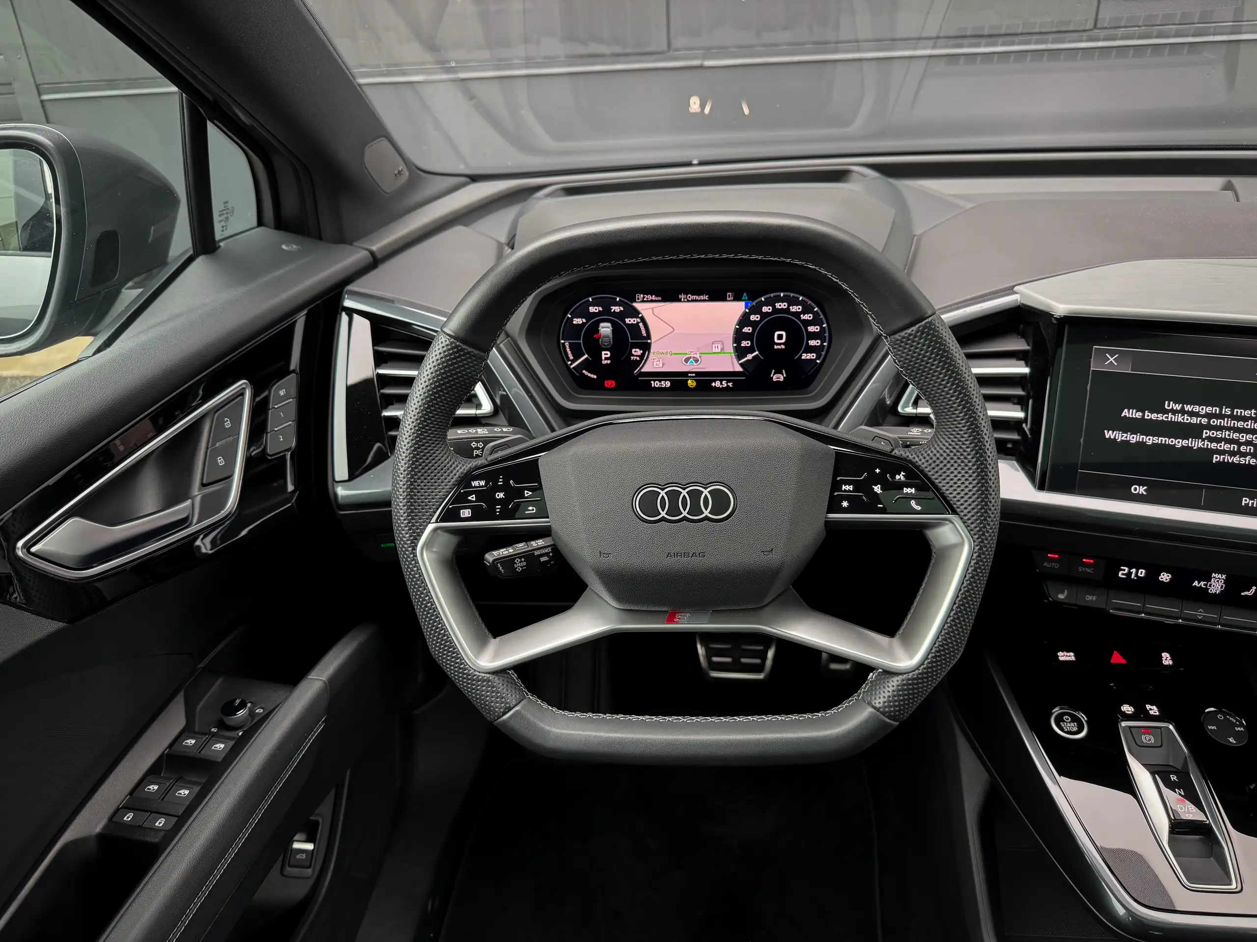 Audi - Q4 e-tron