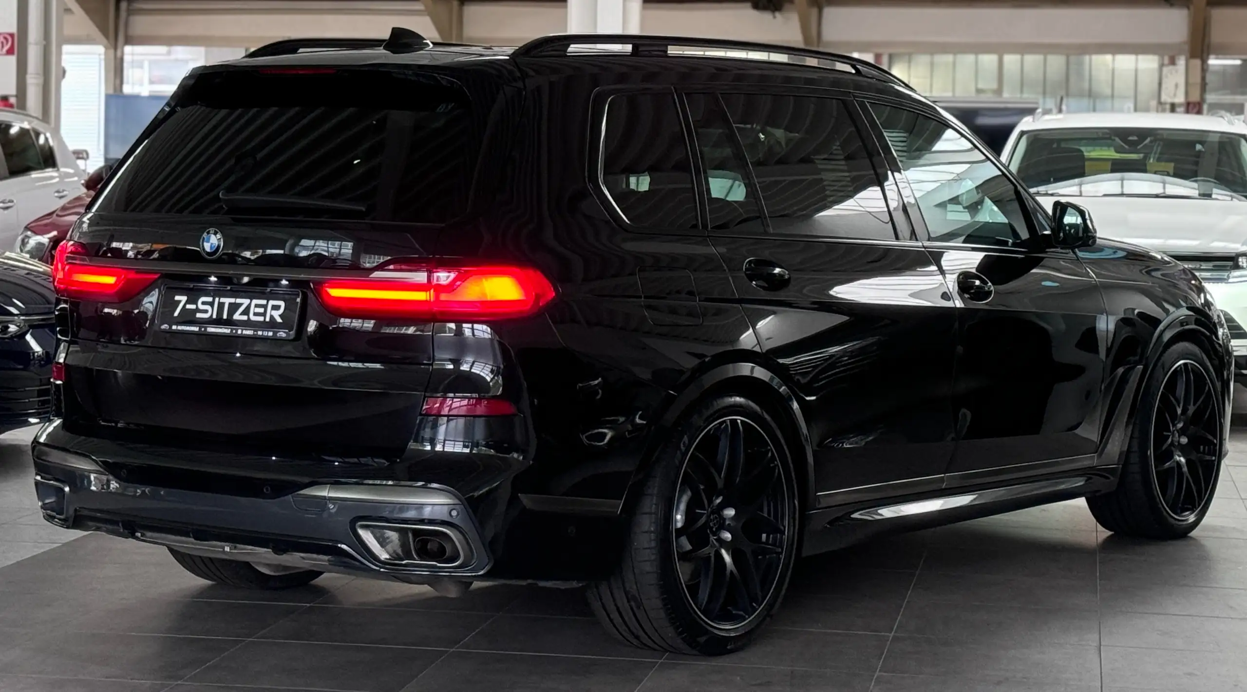 BMW - X7 M