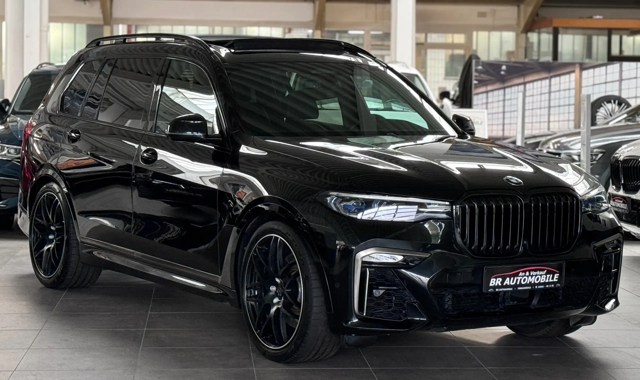 BMW - X7 M