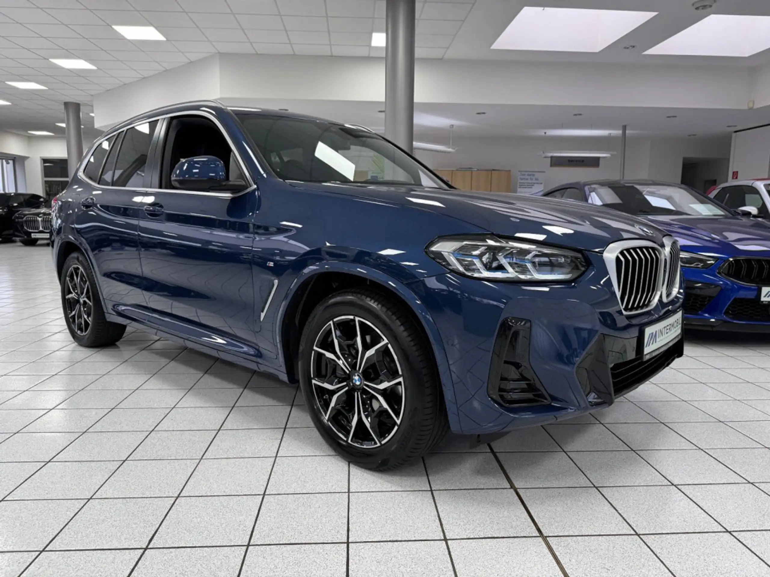 BMW - X3